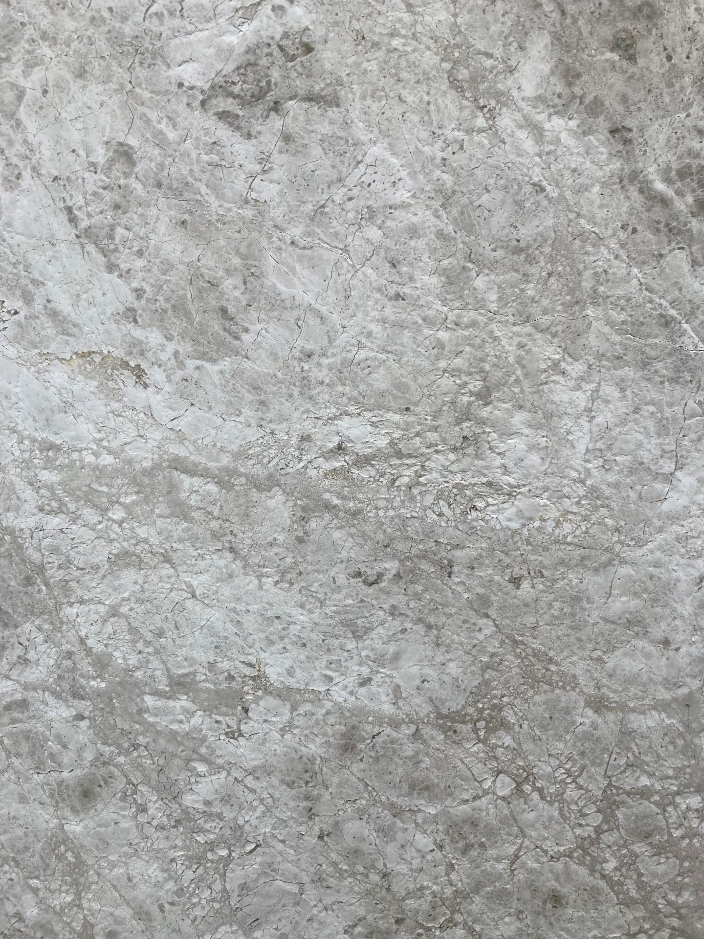 30 x packs of 4 marble tiles in Silver Emperador - 40 x 60 x 1.