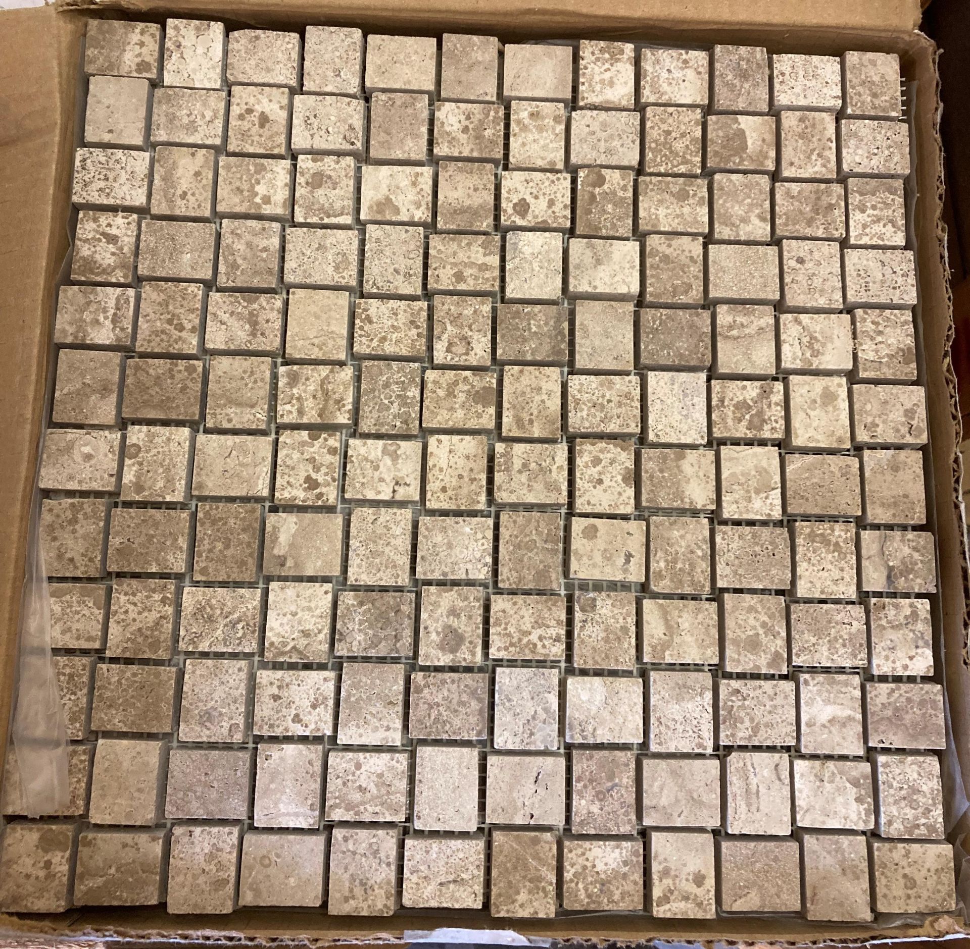 20 x packs of 10 marble Rosoni beige and tiramisu vein cut cross hatch mosaic tiles - 30.5 x 30.