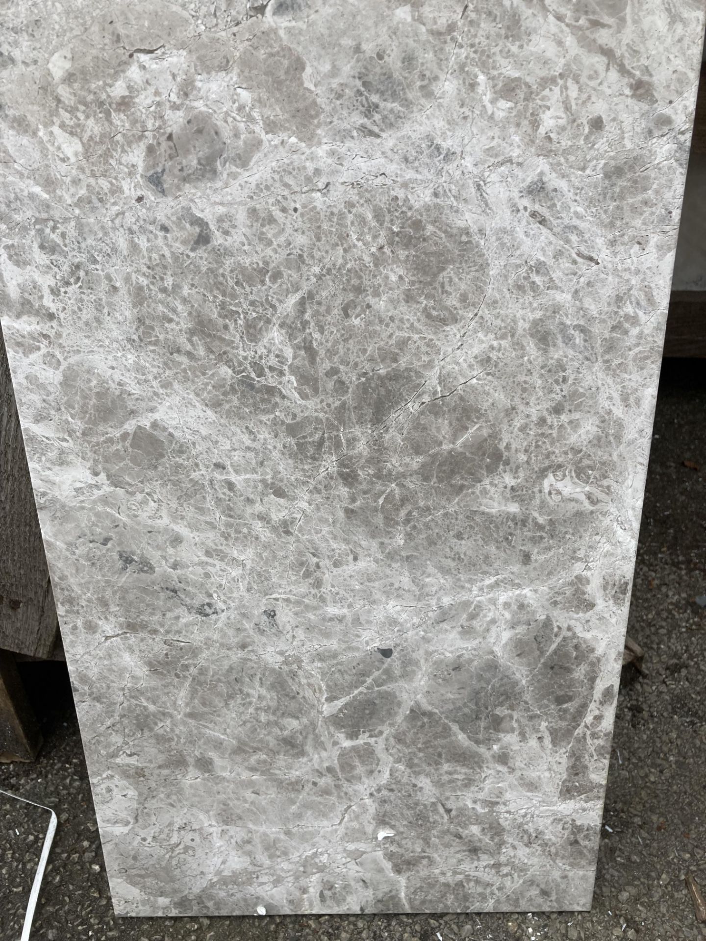 40 x packs of 4 marble tiles in Silver Emperador - 30 x 60 x 1.