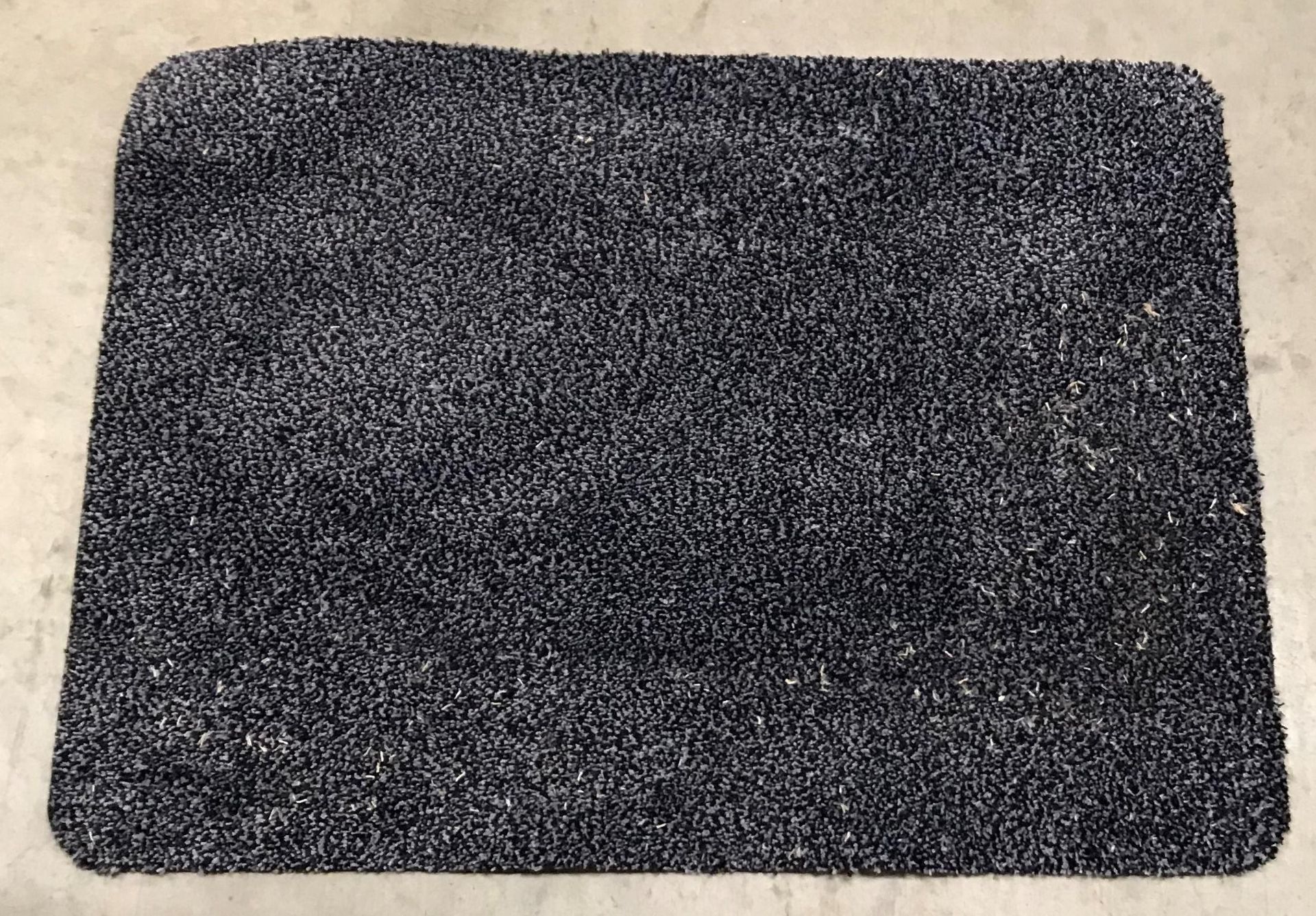 20 x black speckled rubber backed doormats - 60 x 80cm