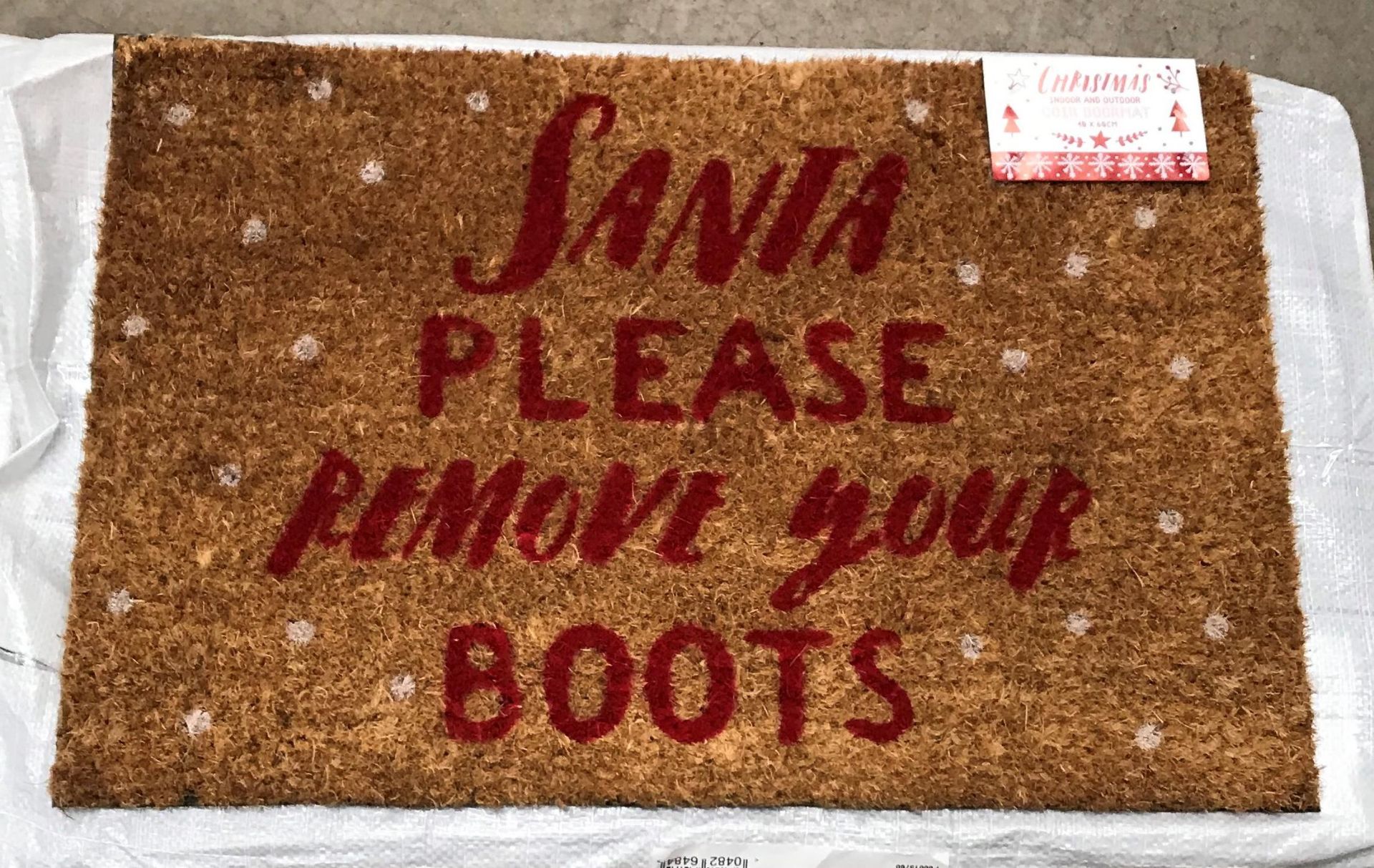 4 x packs of 6 Santa text coir doormats - 40 x 60cm