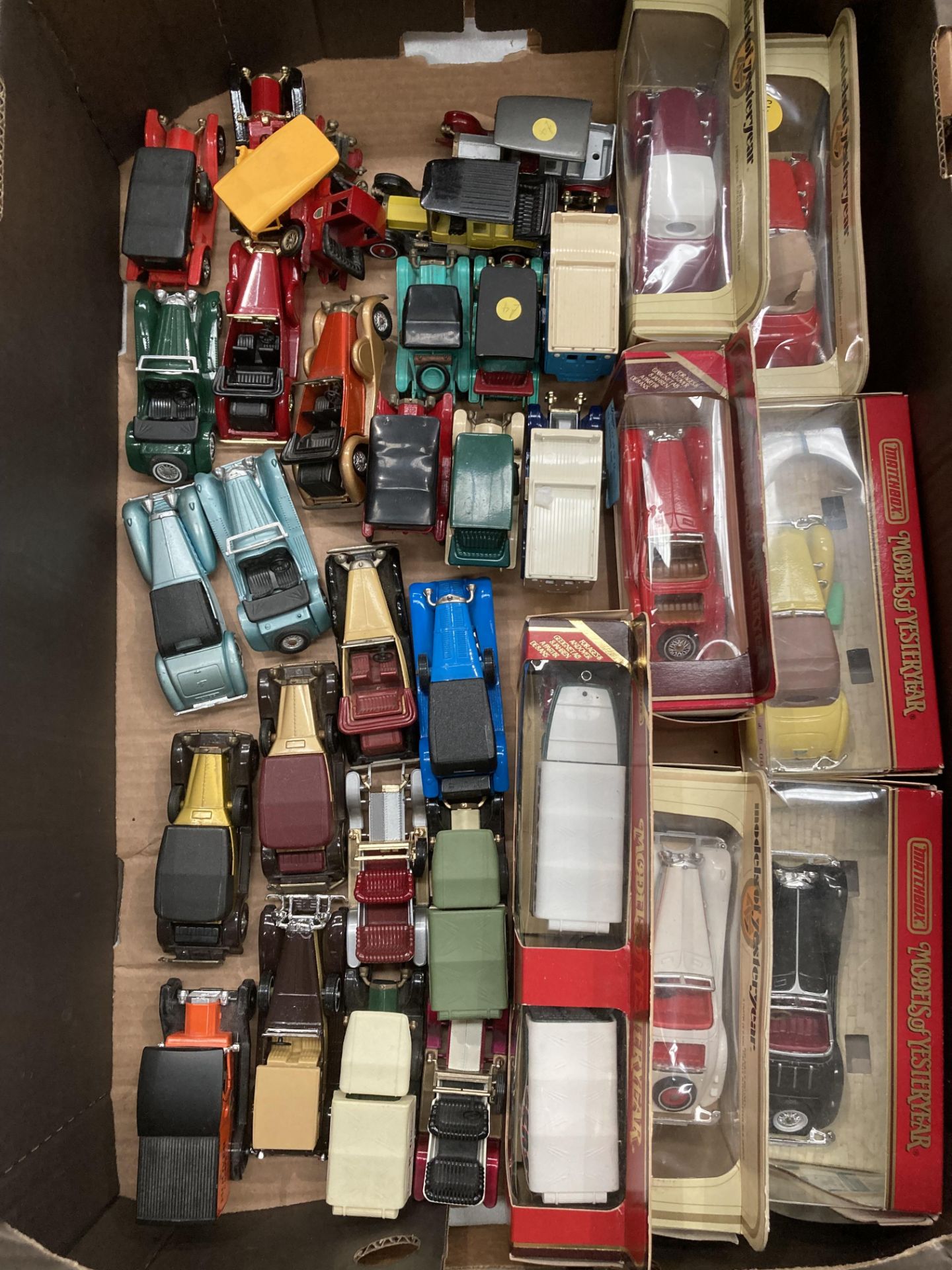 Contents to box, assorted matchbox Models of Yesteryear vehicles, Packard Victoria, - Image 2 of 4