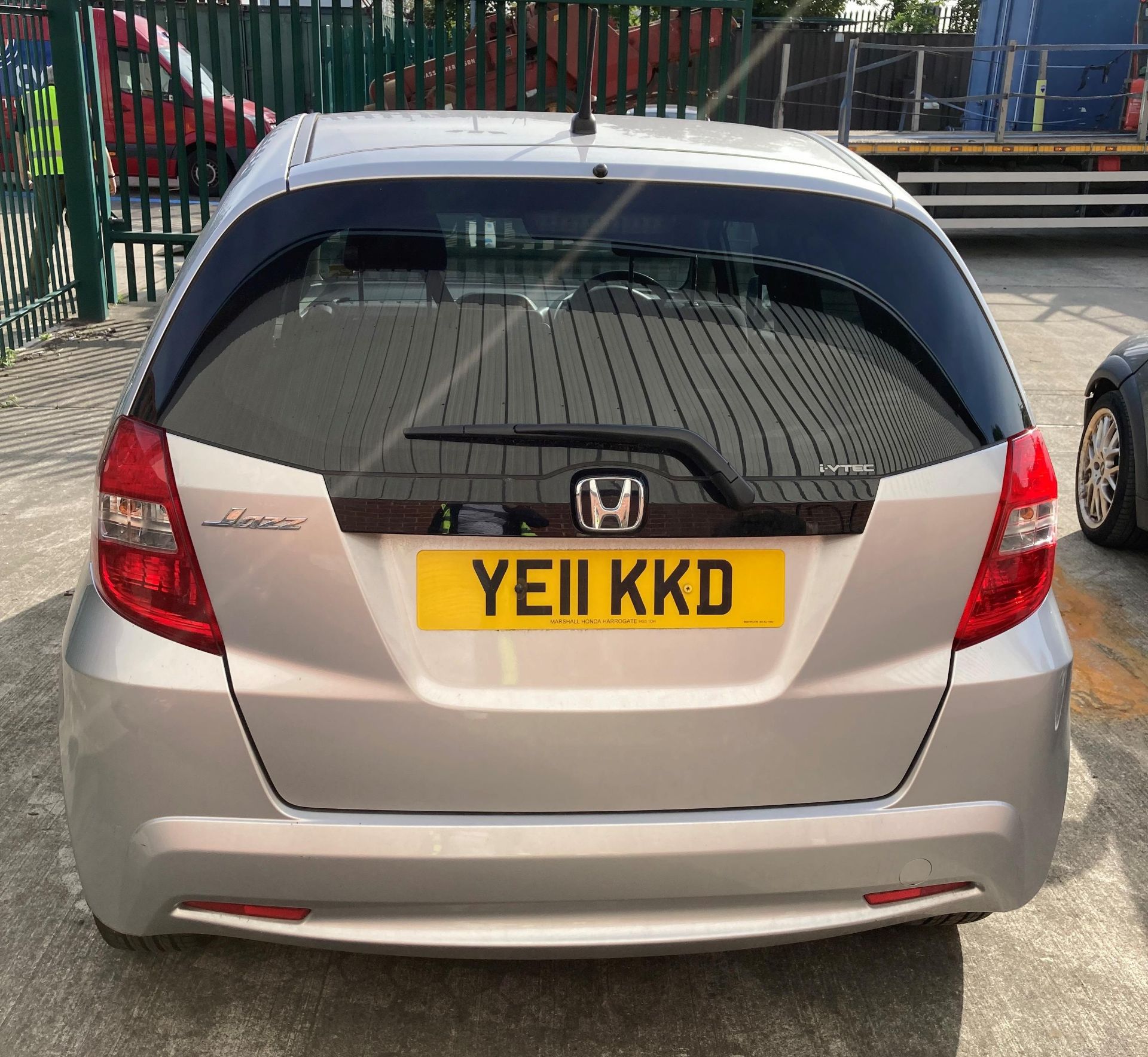 HONDA JAZZ I-VTEC EX (1339cc) 5 DOOR HATCHBACK - Petrol - Silver. - Image 4 of 19