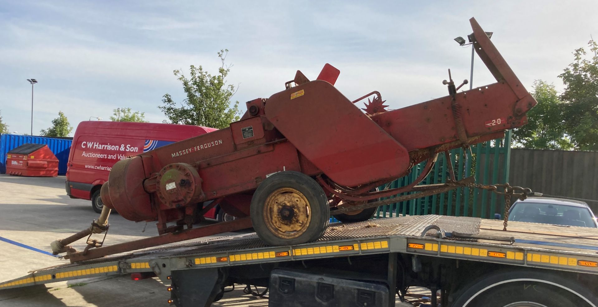 A MASSEY FERGUSON 20-8 HAY BALING MACHINE - Red. From a deceased estate. Serial No: 66295. - Image 8 of 14