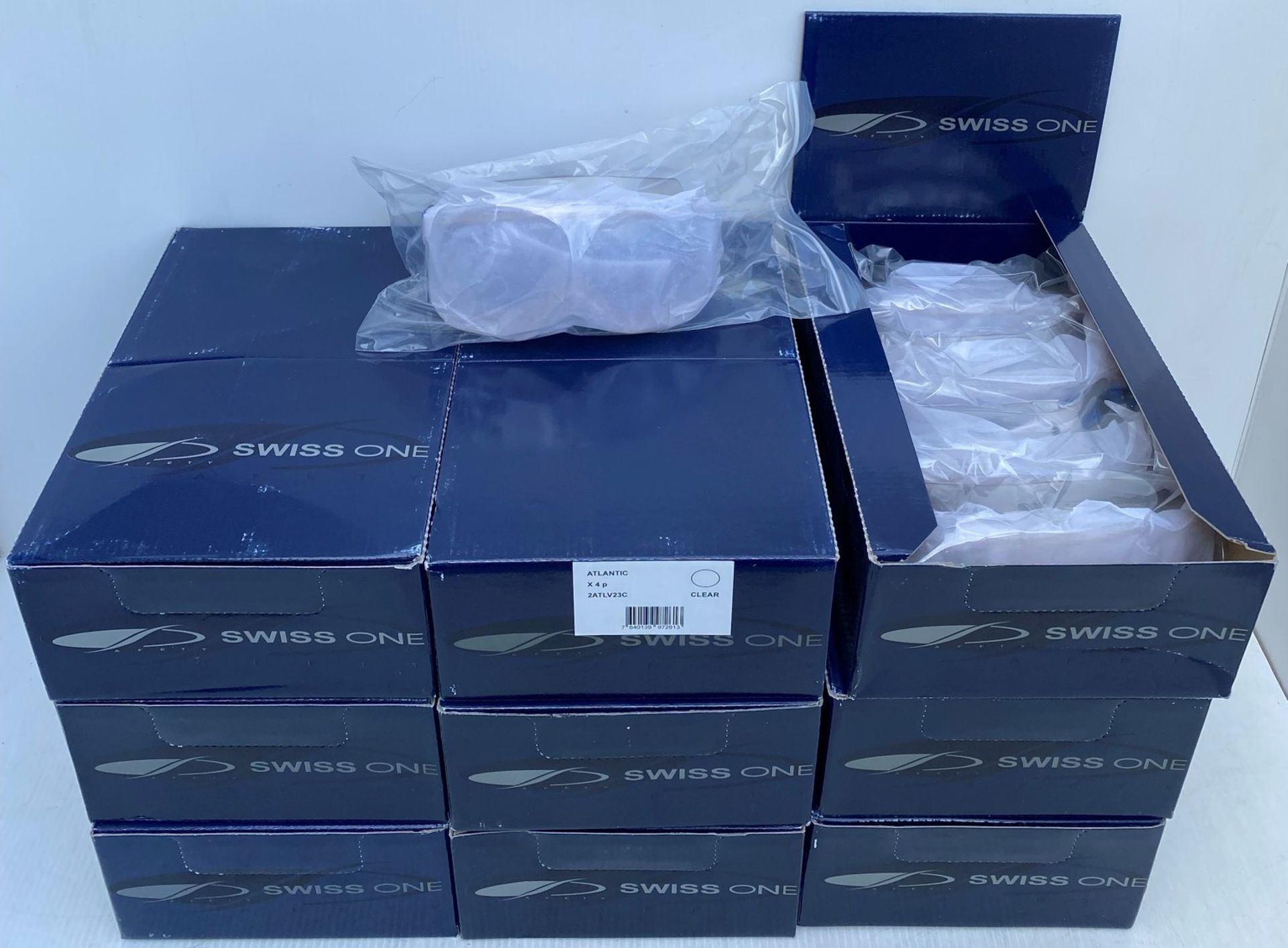 36 x Swiss One Atlantic Clear Safety Googles - 9 x 4 boxes of 4 - (1 outer box) - Image 2 of 2