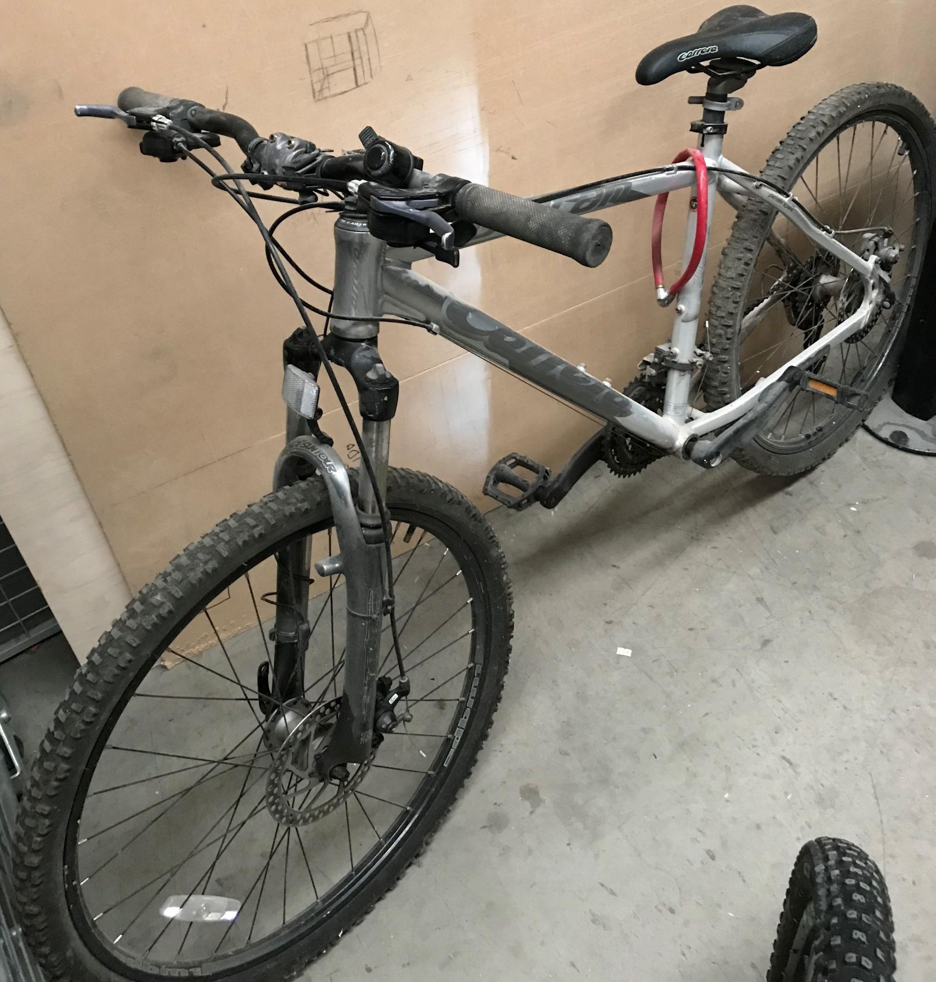 Carrera Vulcan 24 speed mountain bike on 18" frame - Image 2 of 2