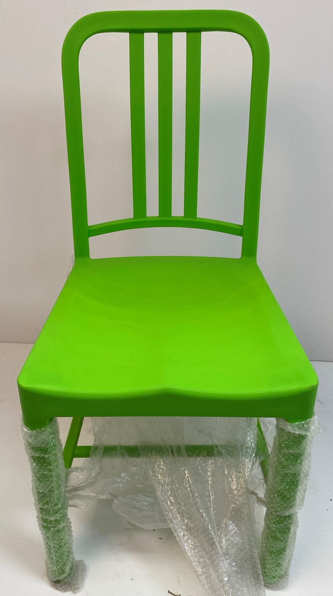 2 x Dining Chairs UK Ltd - PP Navy Chairs - Green Plastic Dining Chairs