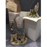 2 pieces by David Winter - Priory Ruins & The Chapel with boxes & certificates (Chapel box damaged)