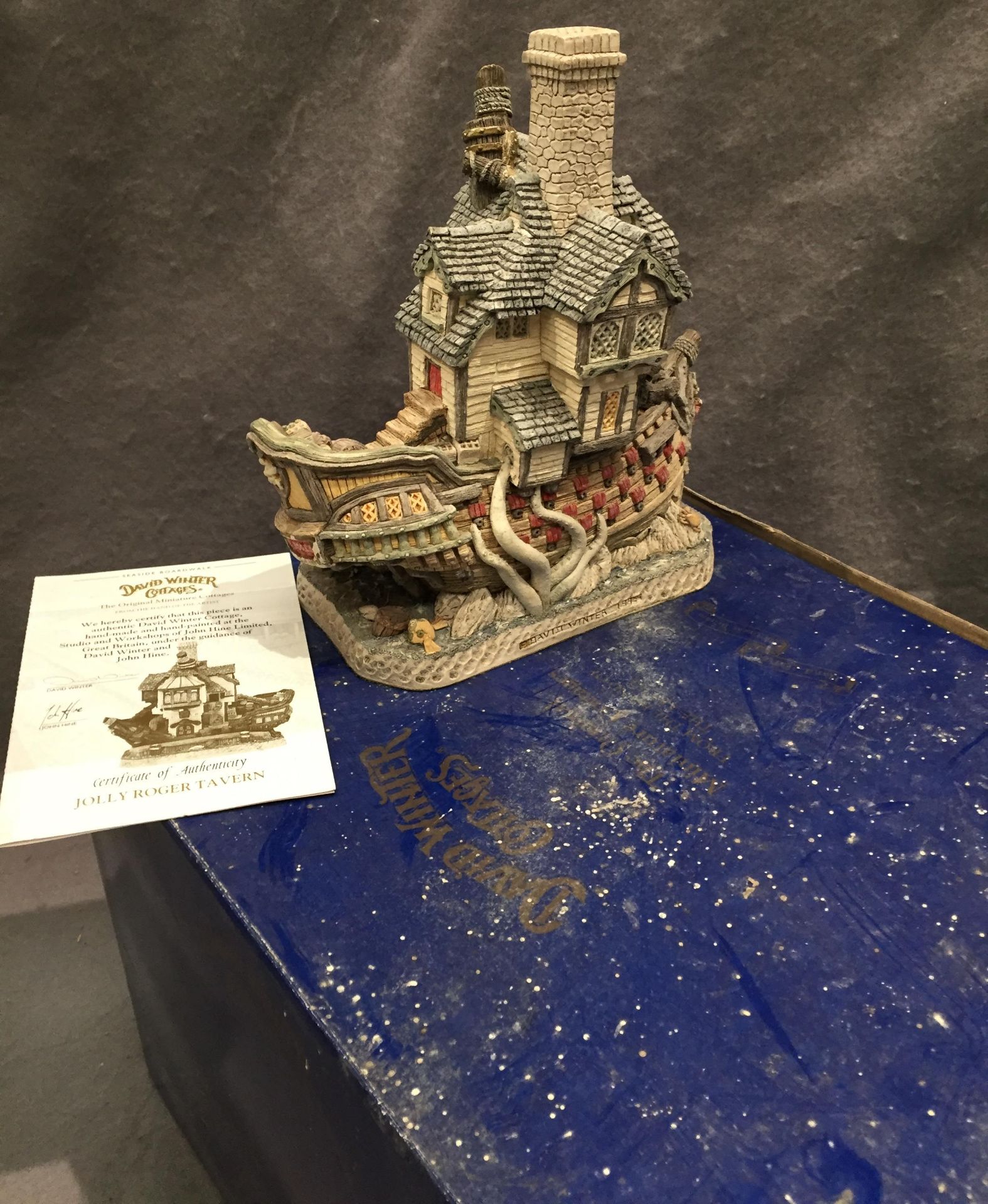 Jolly Roger Tavern by David Winter height approx 205mm with box & certificate - Image 2 of 2