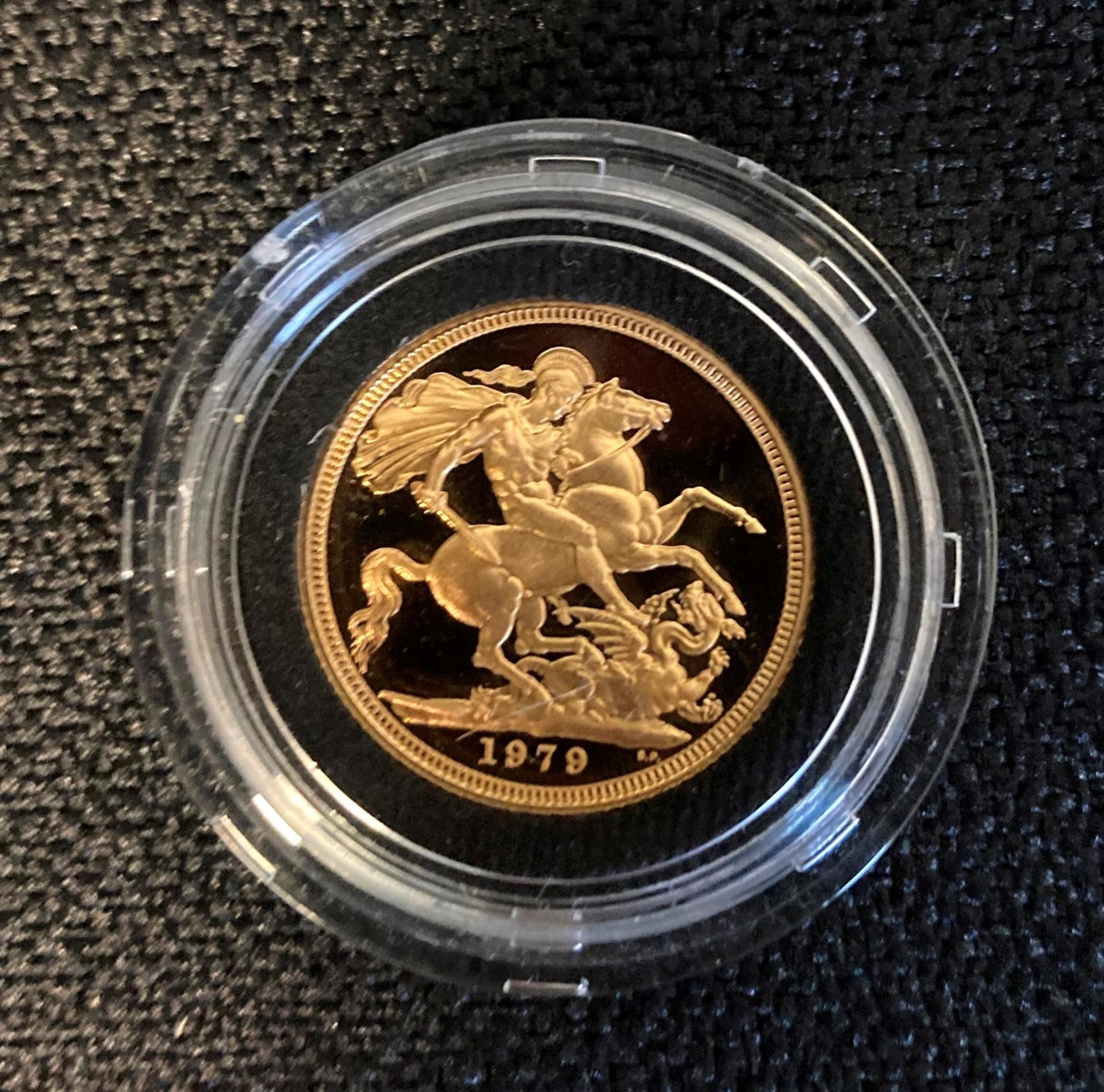 A Royal Mint 1979 Gold Proof Sovereign - Image 3 of 3