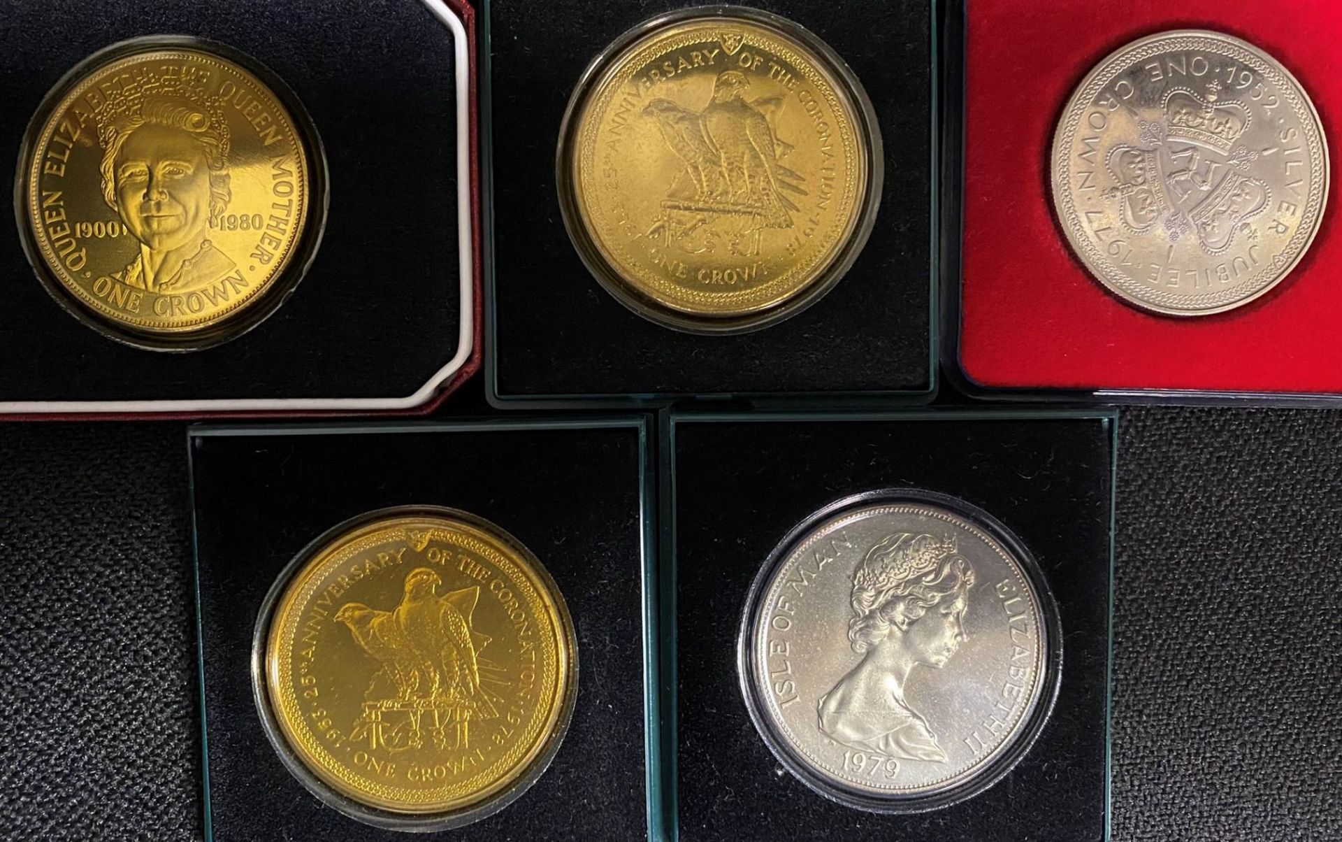 Mix of Isle of Man Crowns in boxes