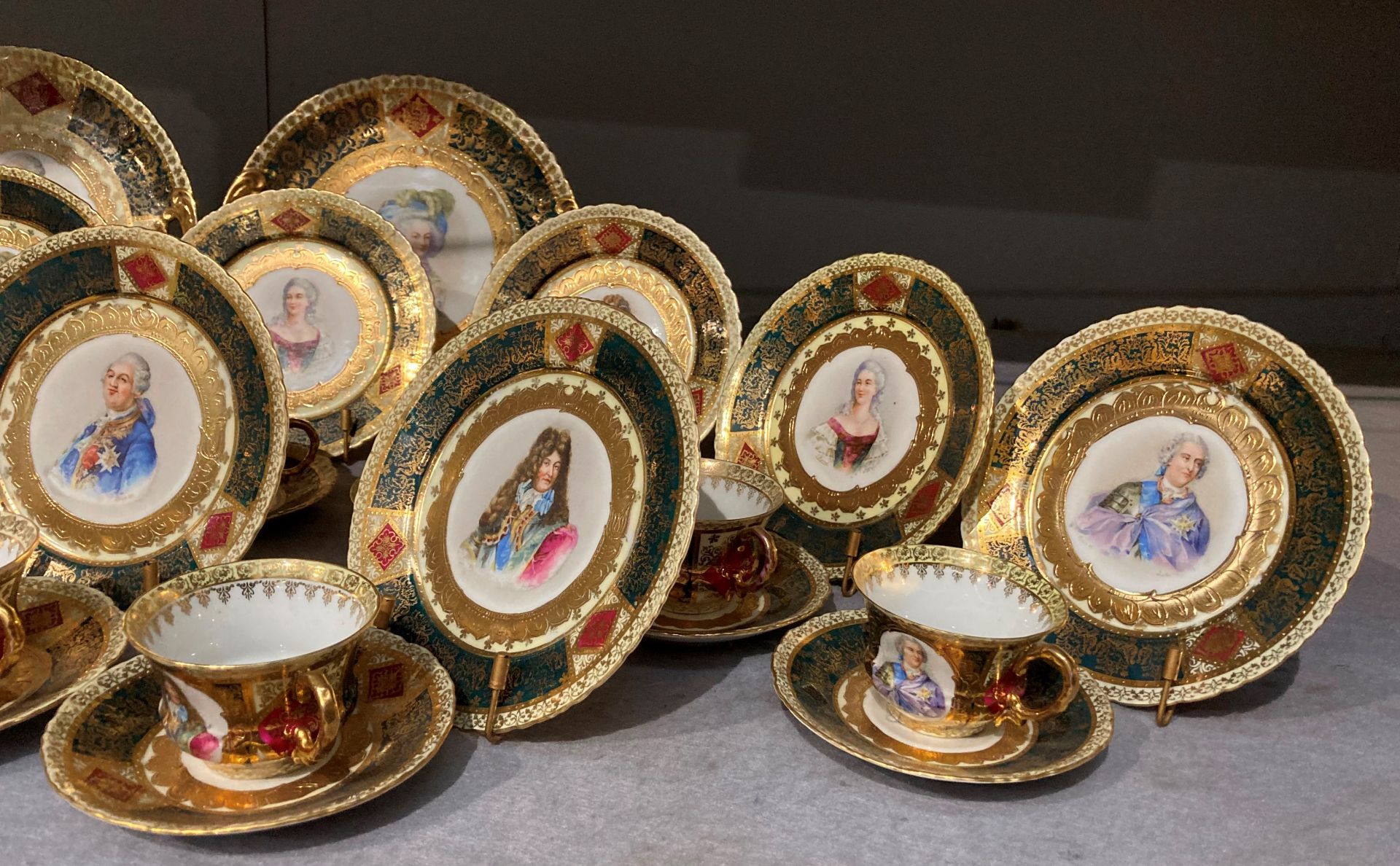 A Royal Vienna service of twelve cups and saucers, twelve side plates and two large plates, - Image 4 of 21