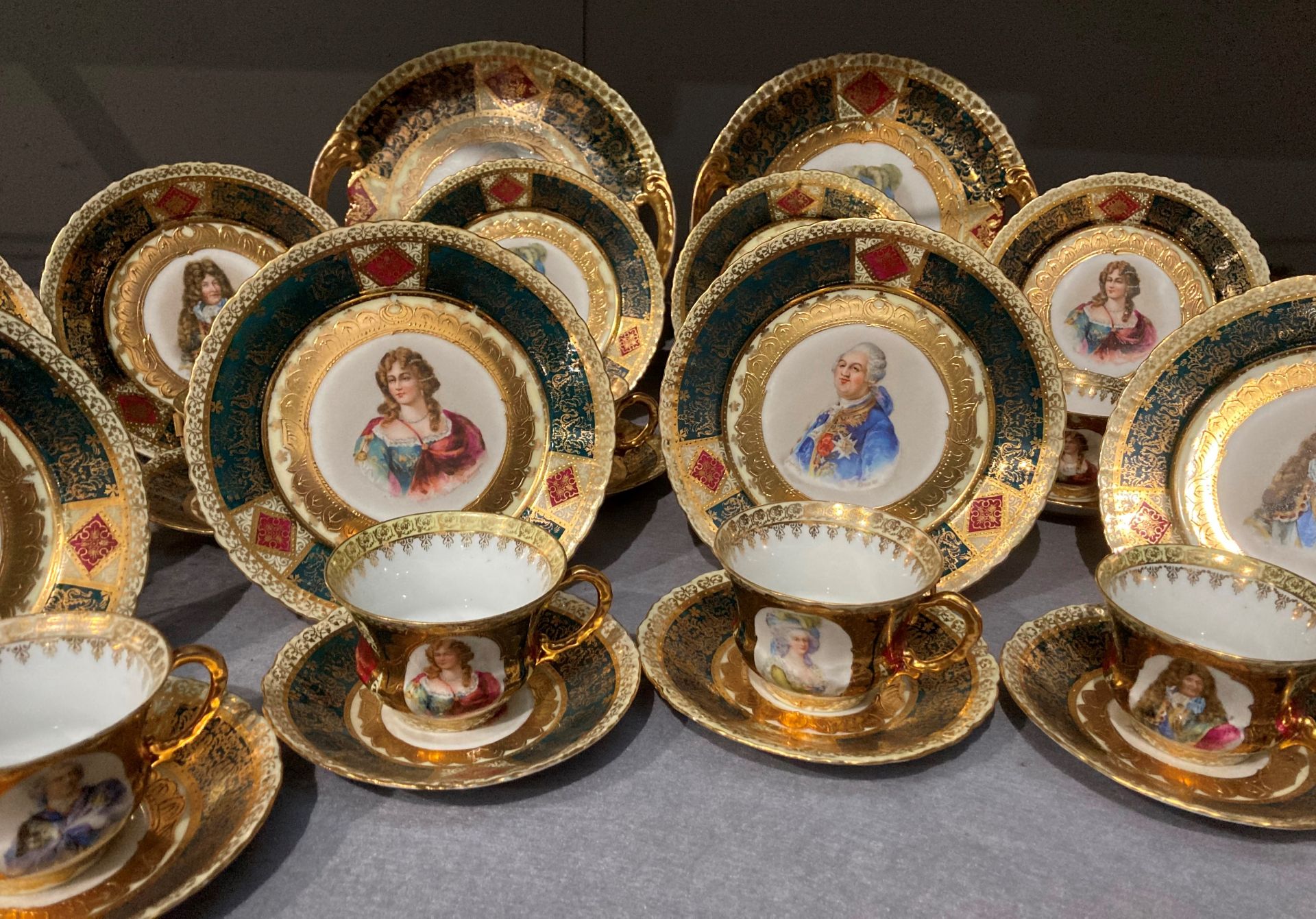 A Royal Vienna service of twelve cups and saucers, twelve side plates and two large plates, - Image 3 of 21