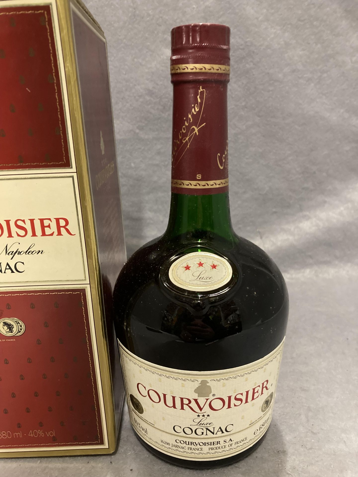 A 680ml bottle of Courvoisier three star luxe Cognac (40% volume) in a presentation box - Image 2 of 2