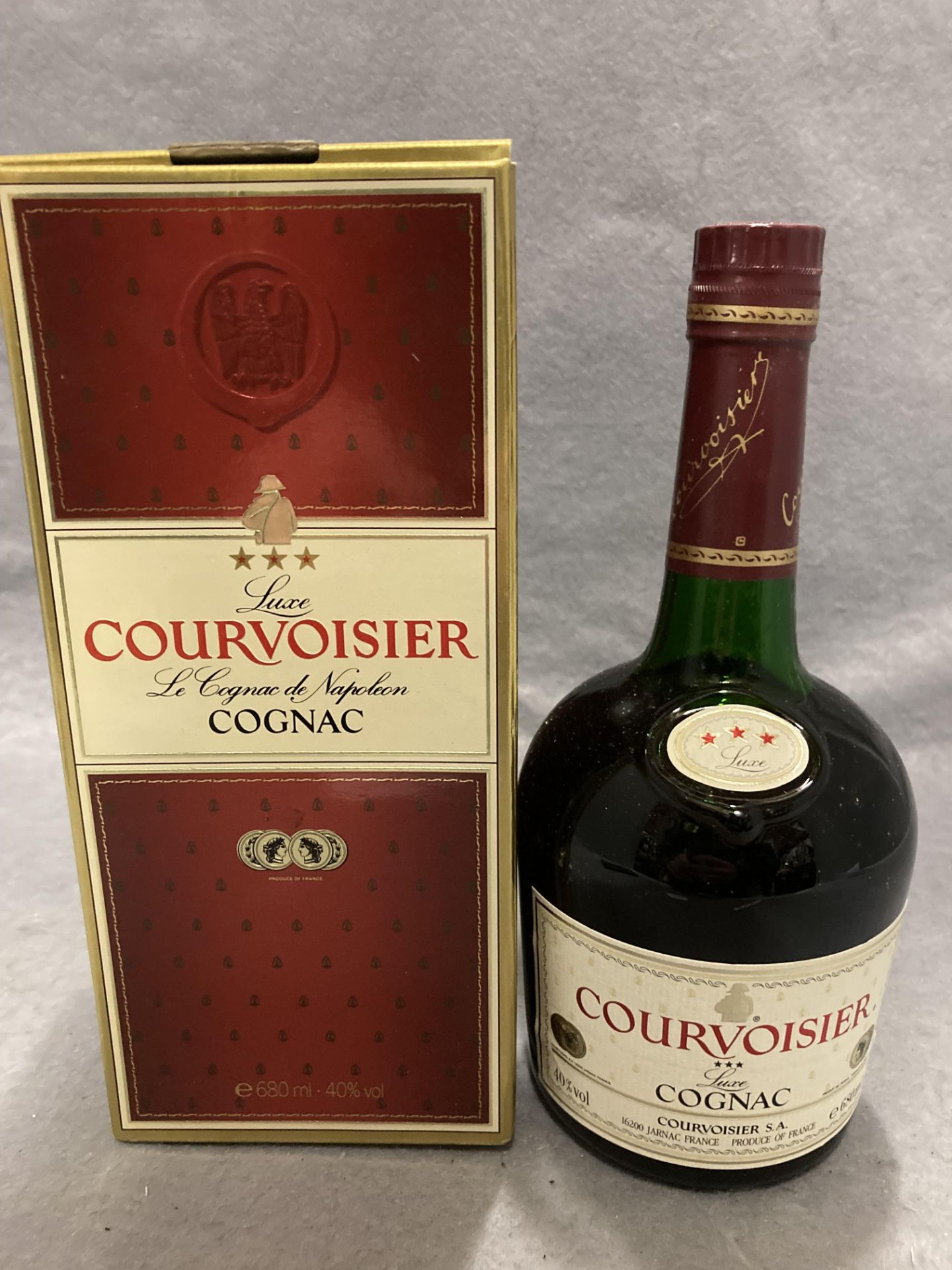 A 680ml bottle of Courvoisier three star luxe Cognac (40% volume) in a presentation box