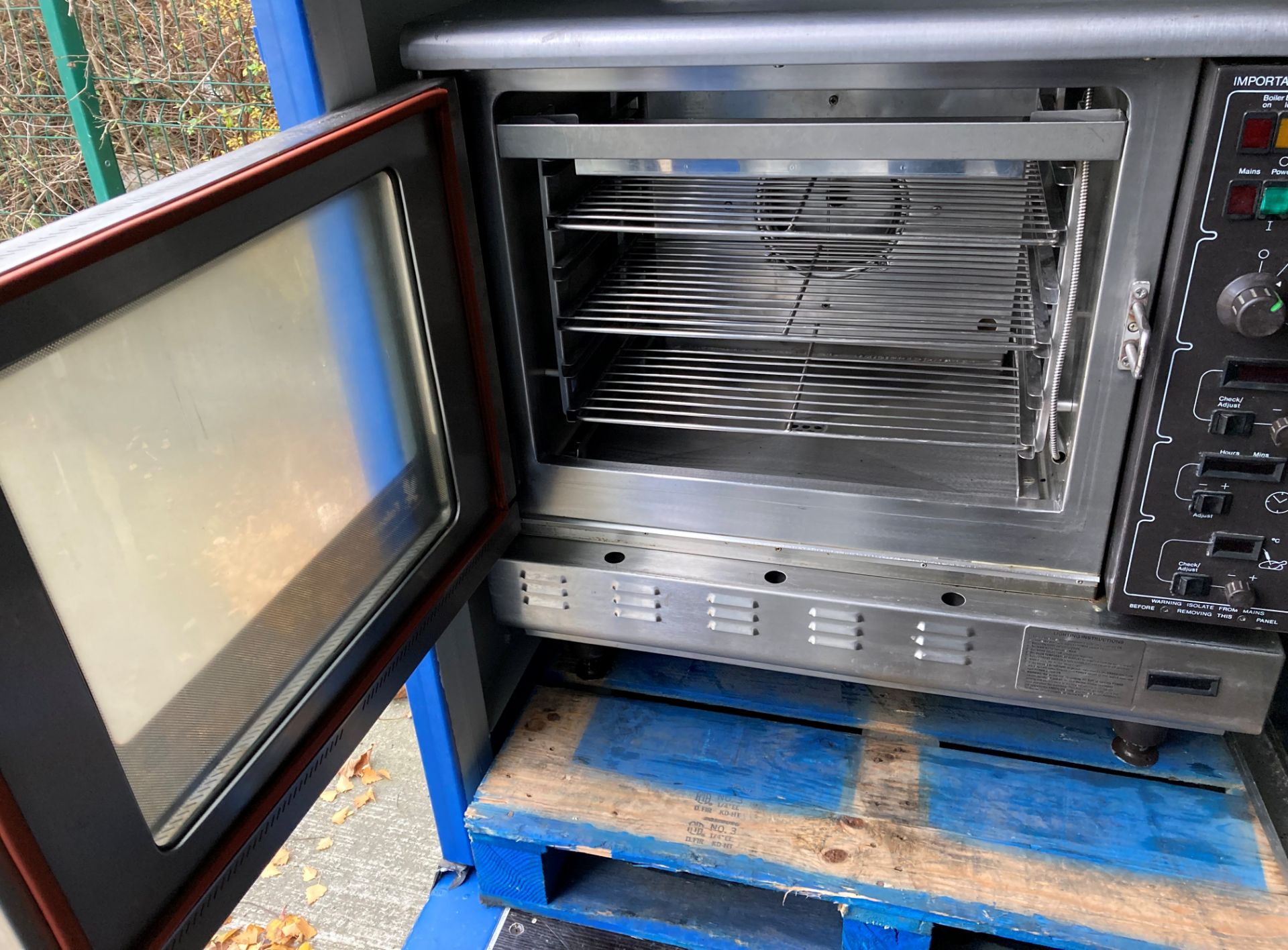 Falcon Convectasteam 6 stainless steel catering steam oven - Image 4 of 4