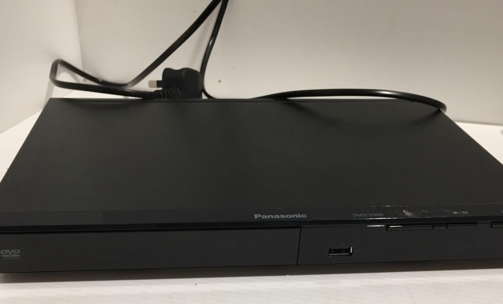 Samsung Blu Ray Disc Player BD-J4500R with remote control and Panasonic DVD - S500 - no remote - Image 2 of 3