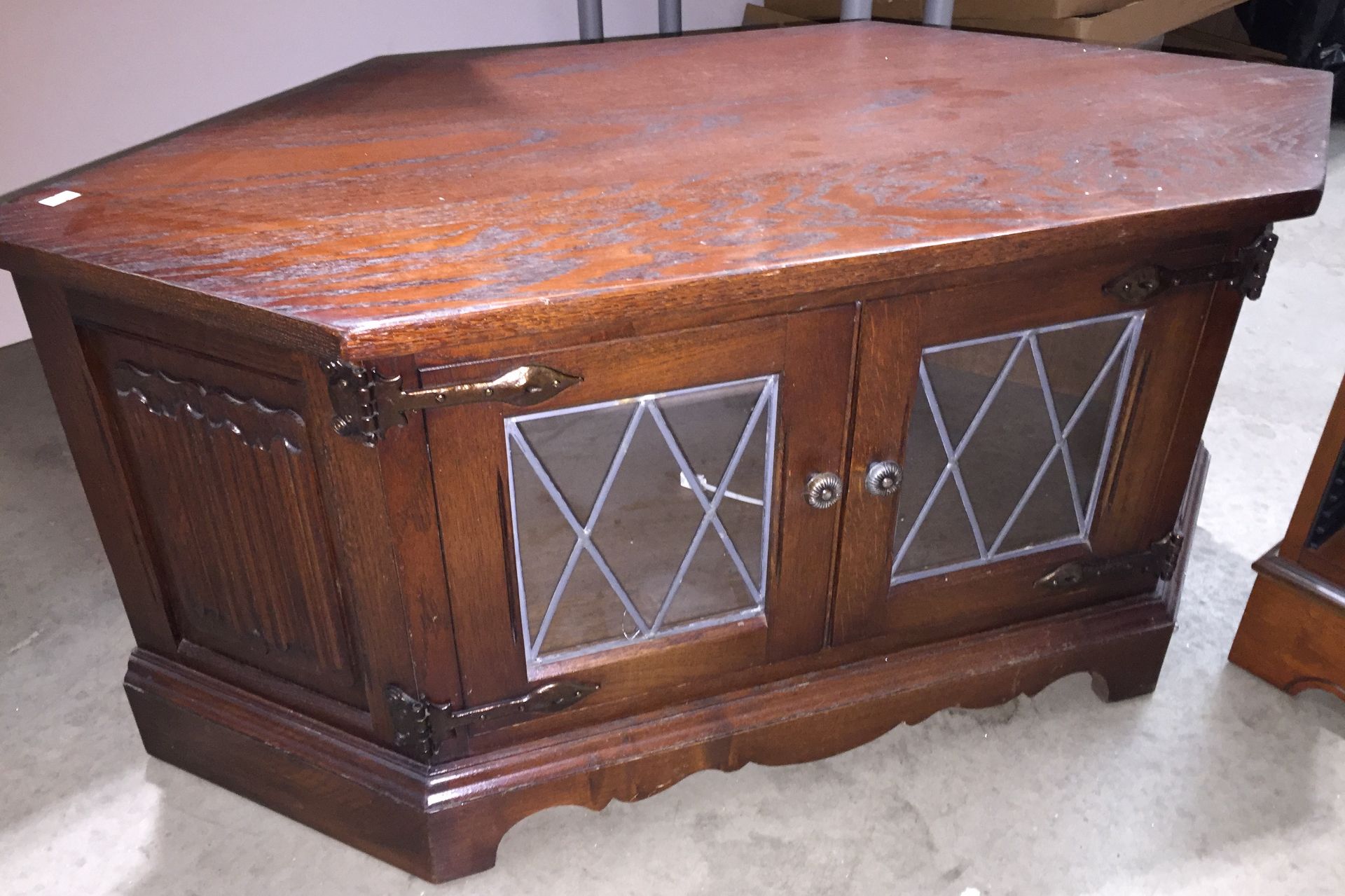 2 Items - Wood Bros Old Charm Hexagonal Mahogany Corner TV Stand with leaded glass doors and - Image 3 of 3