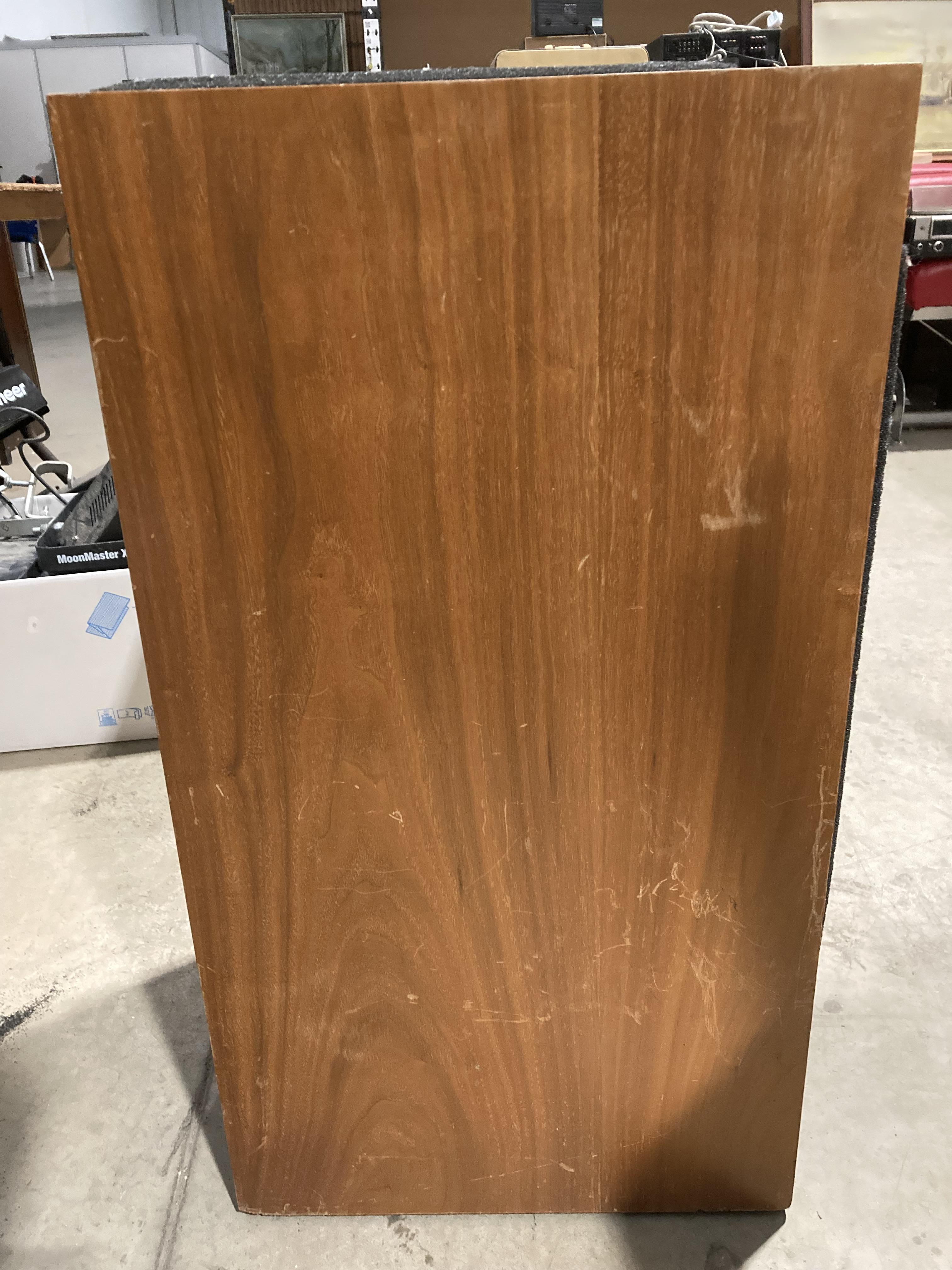 Pair of Linn Isobarik Domestic Monitor Speakers in teak cabinets H77CM x W38CM Further - Image 5 of 20