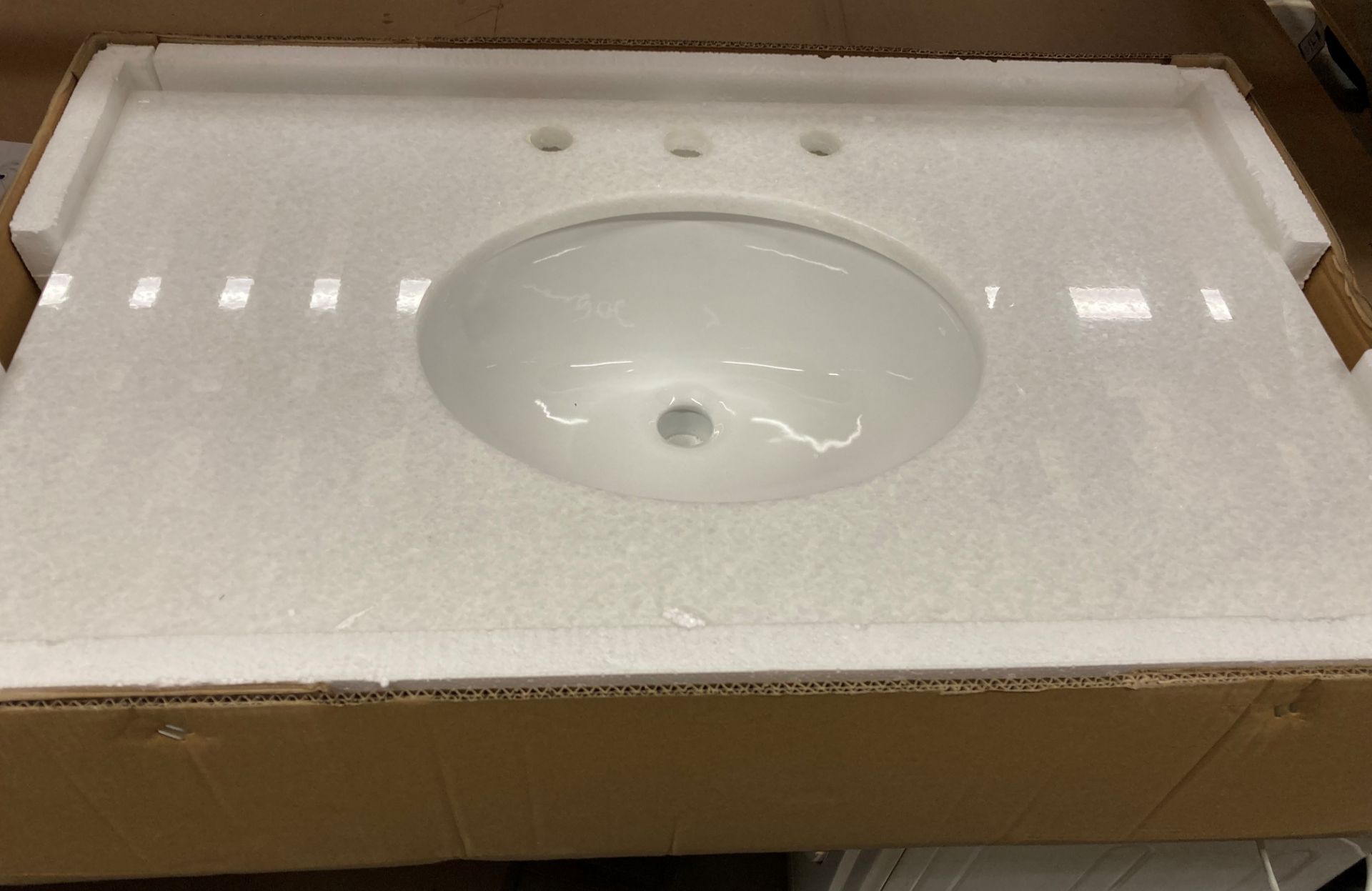 2 x 800 rectangle single bowl marble top 3TH white,