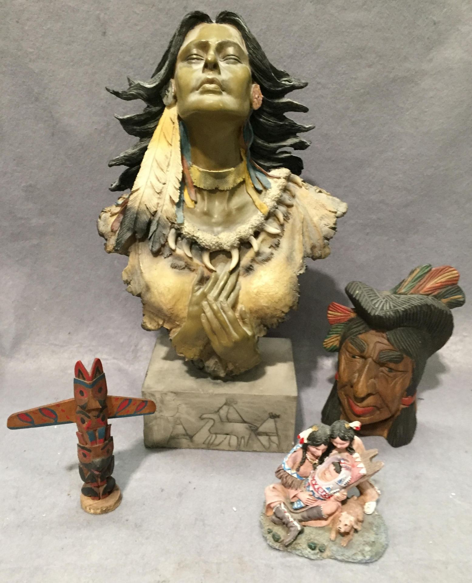 4 American Indian figures - composite bu