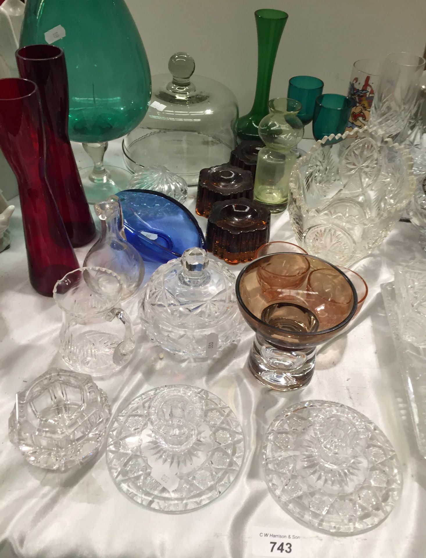 30+ glass items - dressing table set, ca - Image 5 of 5
