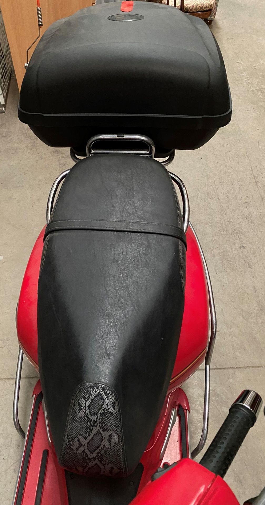 A PIAGGIO VESPA GTS (244cc) SCOOTER - Petrol - Red. Reg No: GN06 HJA. Recorded Mileage: 46,952+km. - Image 6 of 12