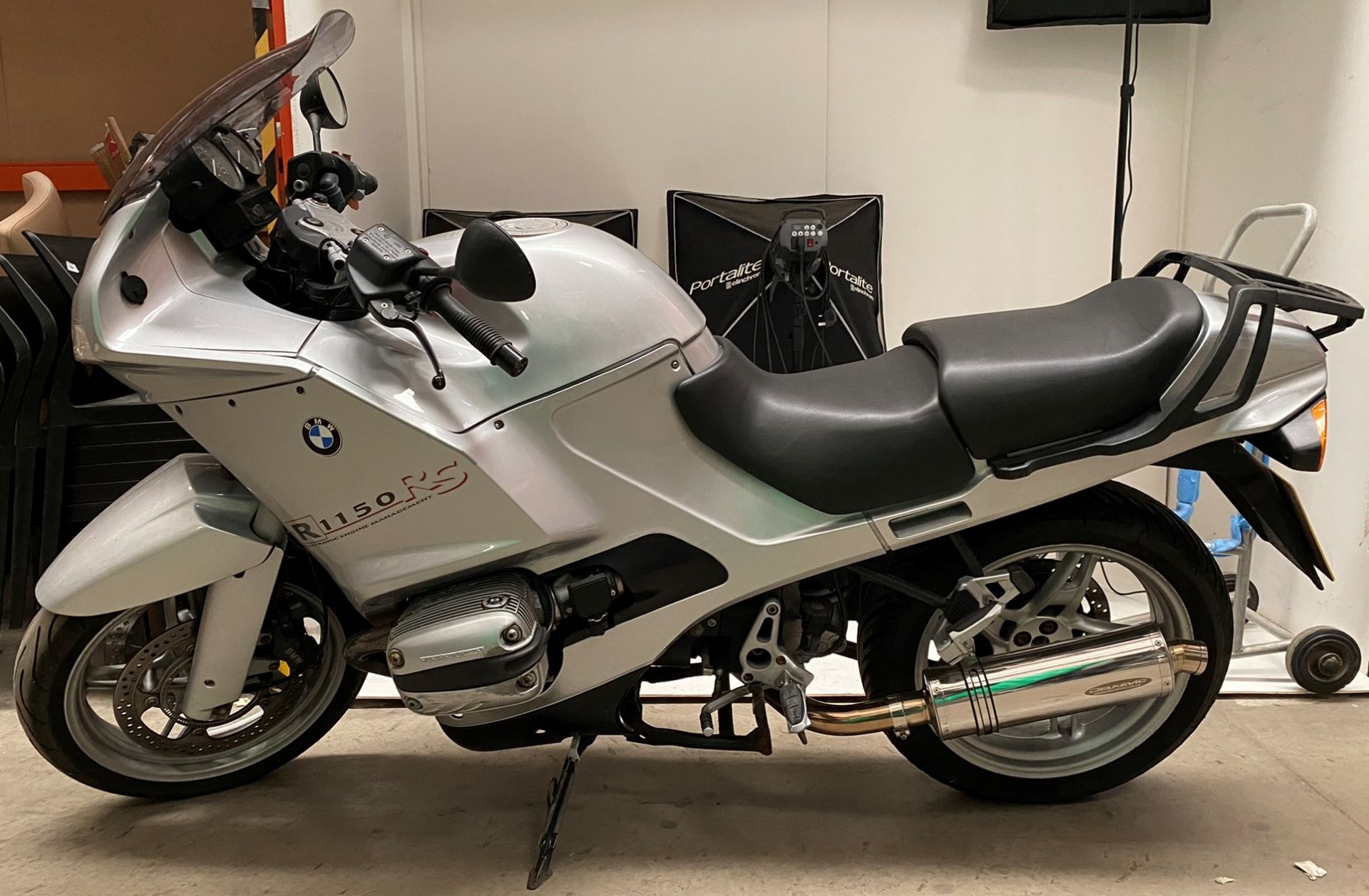 BMW R1150RS (1130cc) MOTORCYCLE - Petrol - Silver. Registration No: AW02 HHH.