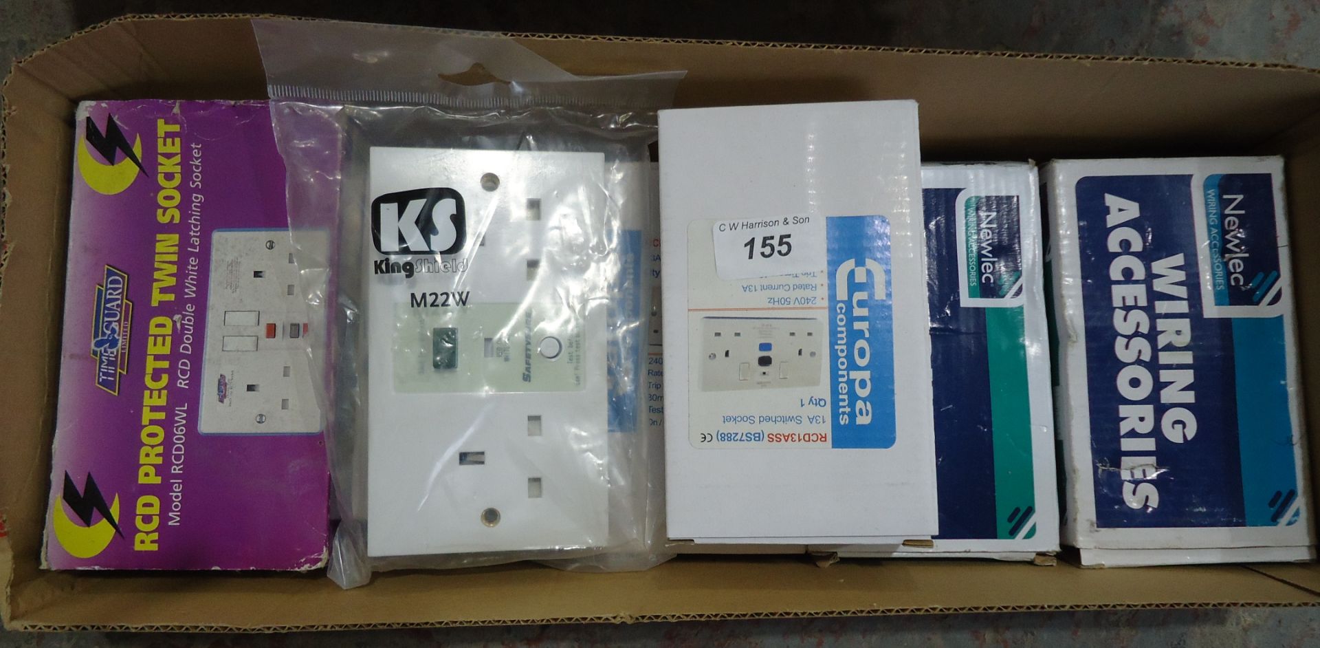 BOX OF MIXED RCD SOCKETS