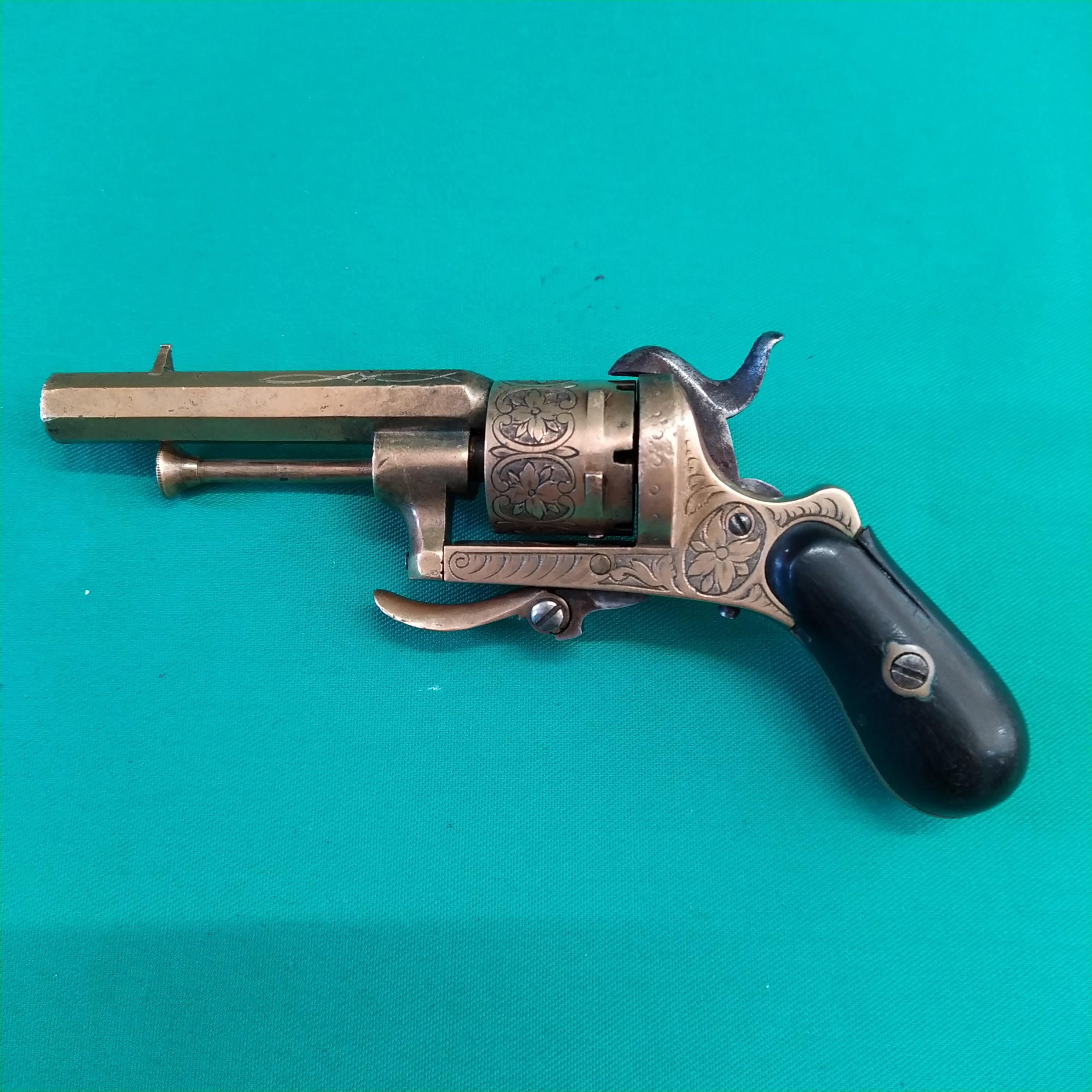 A baby six shot 5mm pin fire revolver, 5 1/4" overall with a 2 1/2" barrel, S/No. - Image 3 of 5