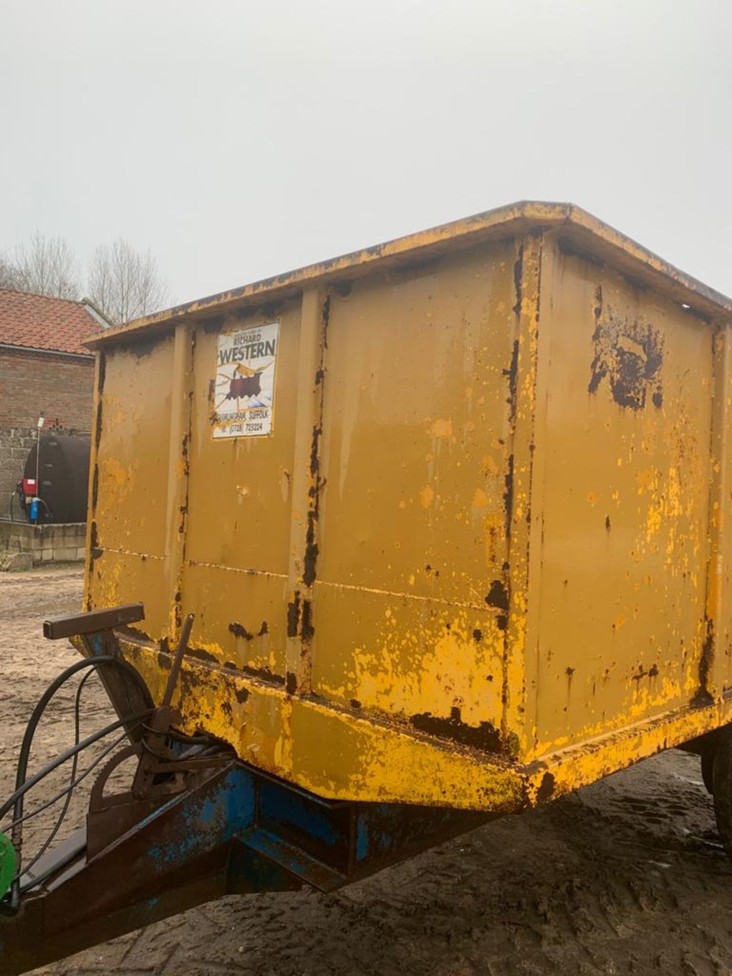 8T Western Dump Trailer, hydraulic brakes axle, c/w working lights etc, - Image 4 of 4