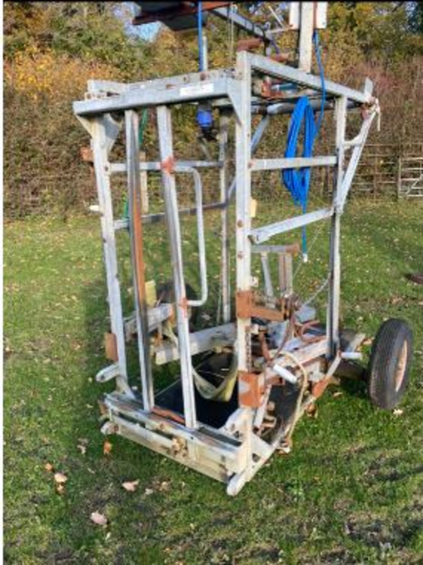 Wopa foot trimming crush with winch and tow kit. Stored near Goring Heath, Reading.