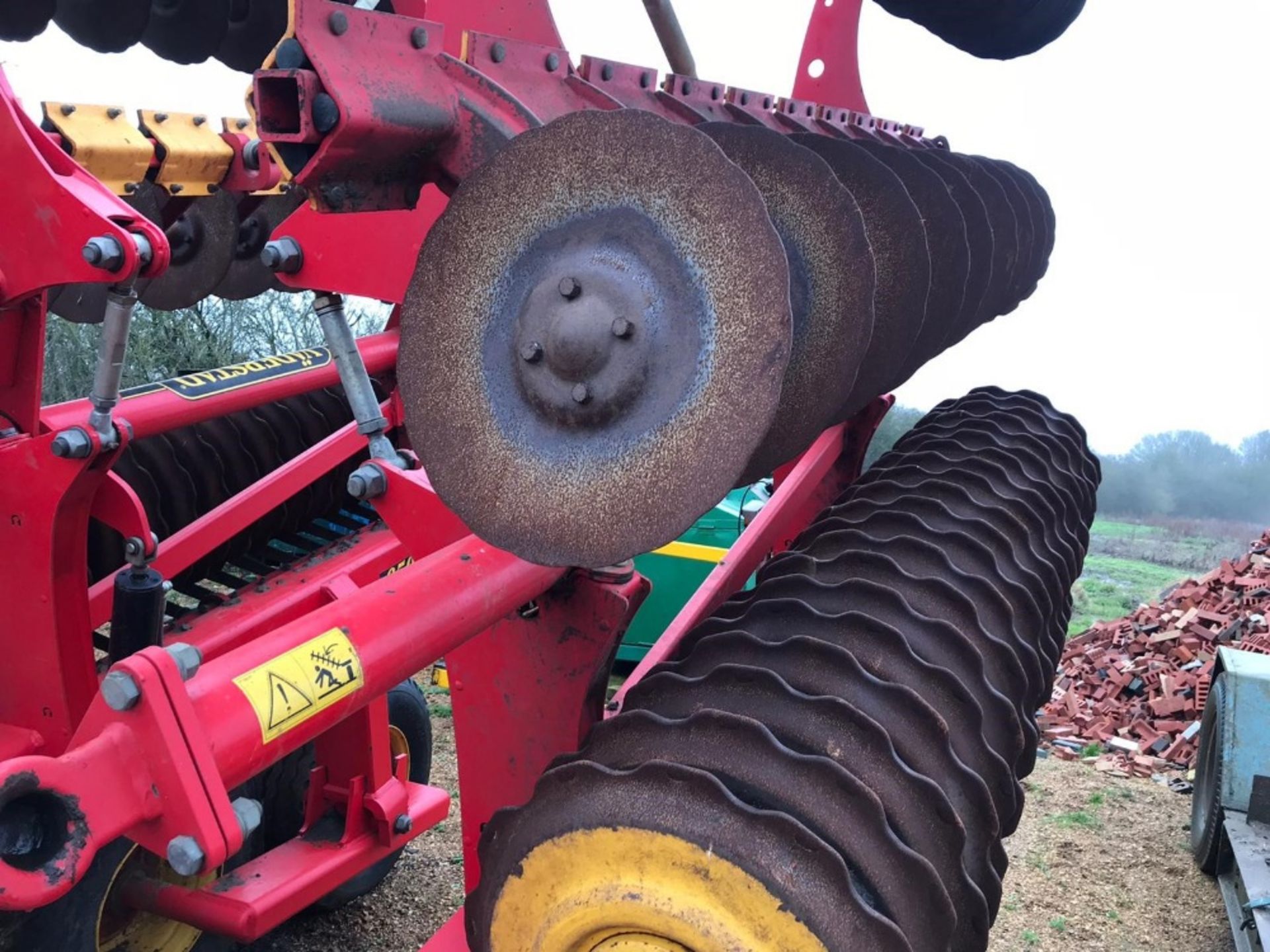 2014 Vaderstad Carrier CR 650 trailed disc cultivator - 6.5m working width, 2.5m transport width. - Image 4 of 5