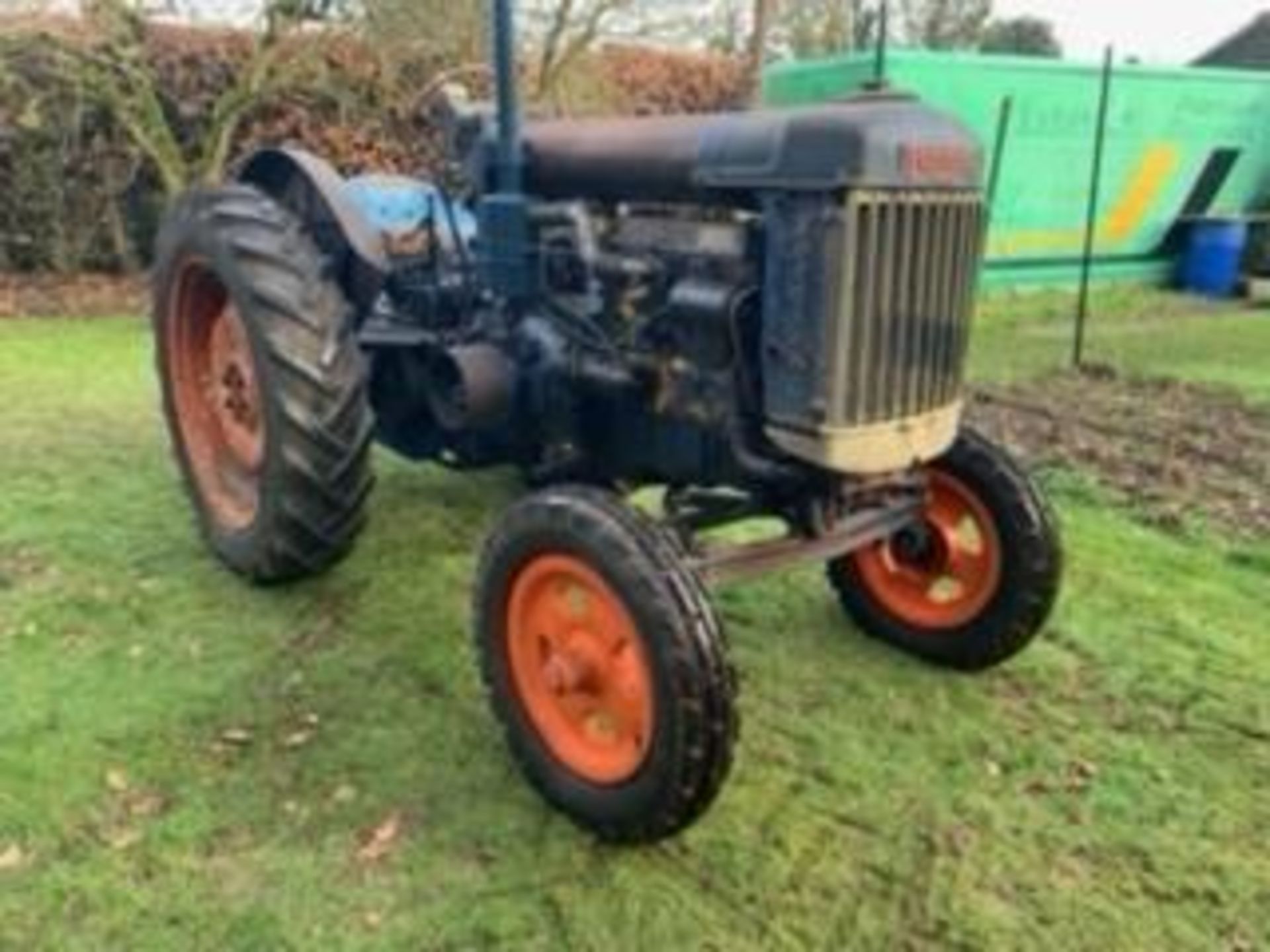 1946 E27n Fordson Major L4, Perkins engine, Running order, Solid tractor,