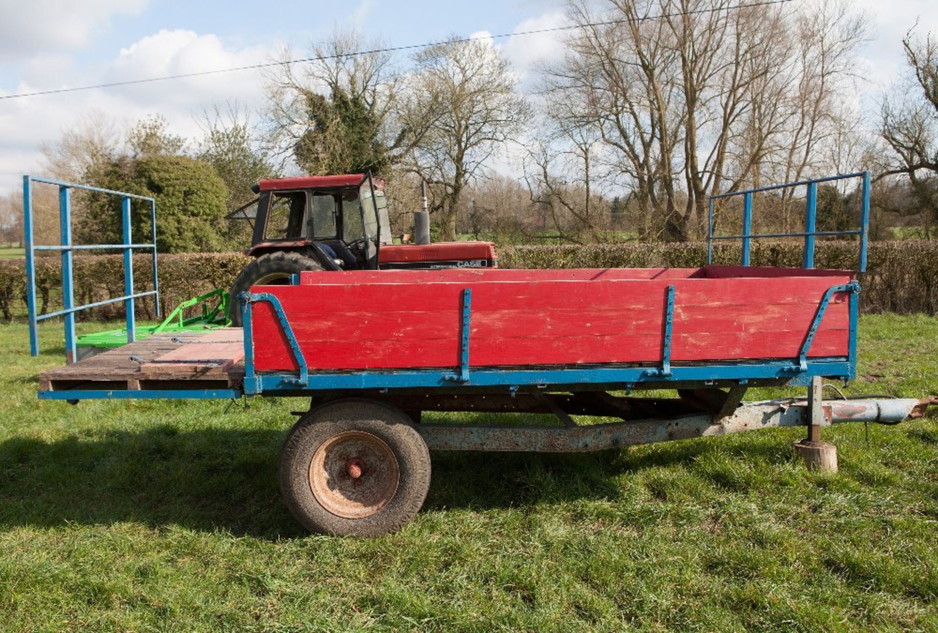 Two wheeled tipping trailer, age & make unknown. - Image 3 of 4