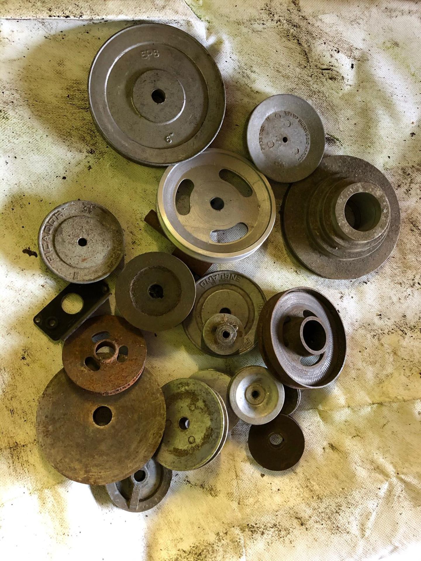 Quantity of pulley wheels. Stored Gorleston, Great Yarmouth. No VAT on this lot.