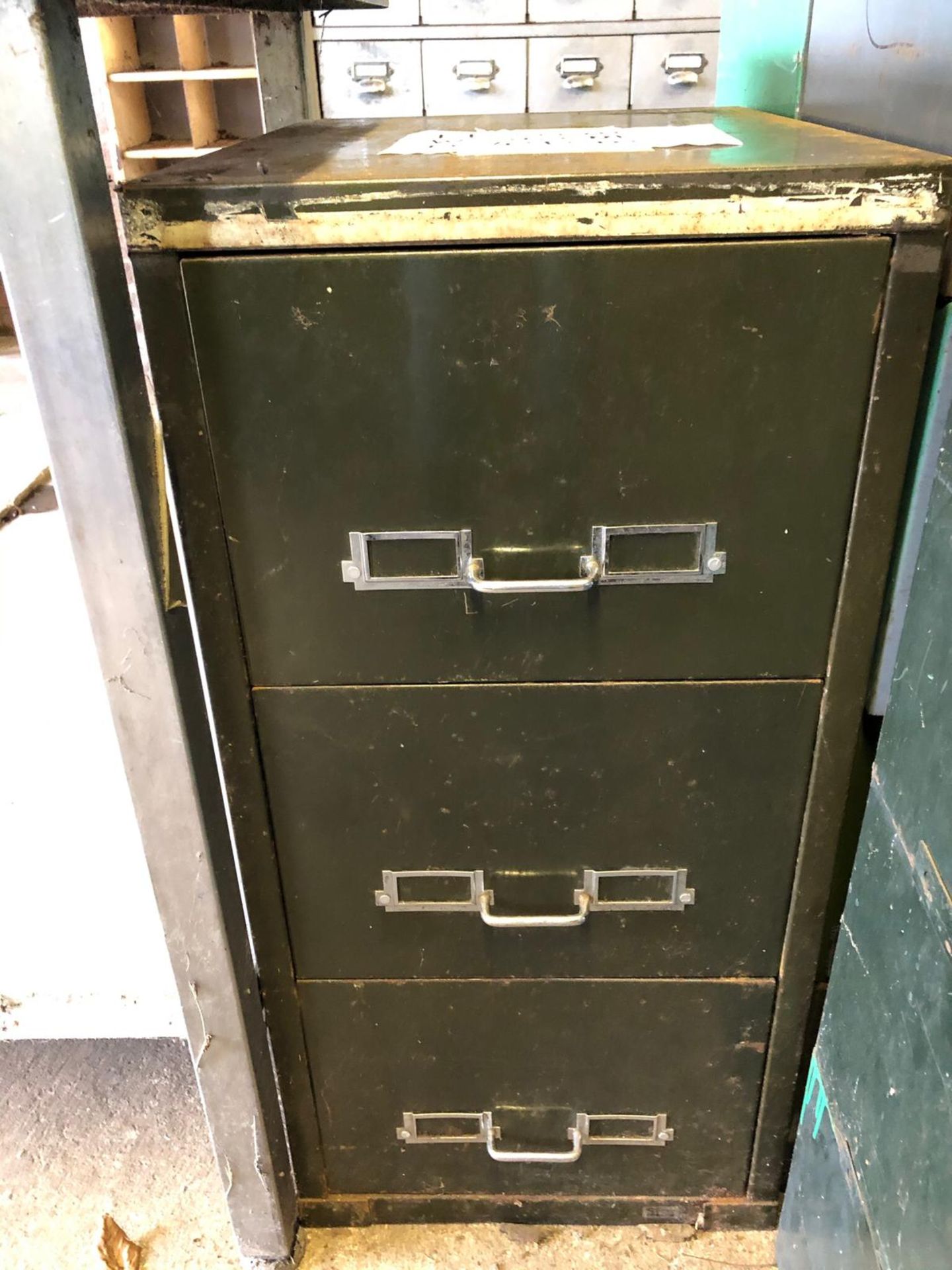 Metal Cabinet with 3 Drawers - 75cm x 36cm x 49cm Stored Gorleston, Norfolk. No VAT on this lot.