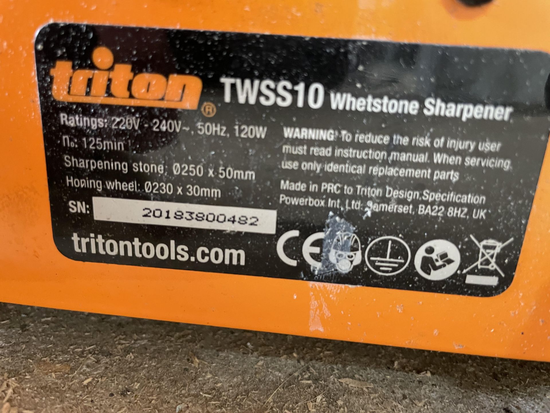 Triton TWSS10 Whetstone Sharpener - 220V-240V - Serial Number - 20183800482. - Image 3 of 3