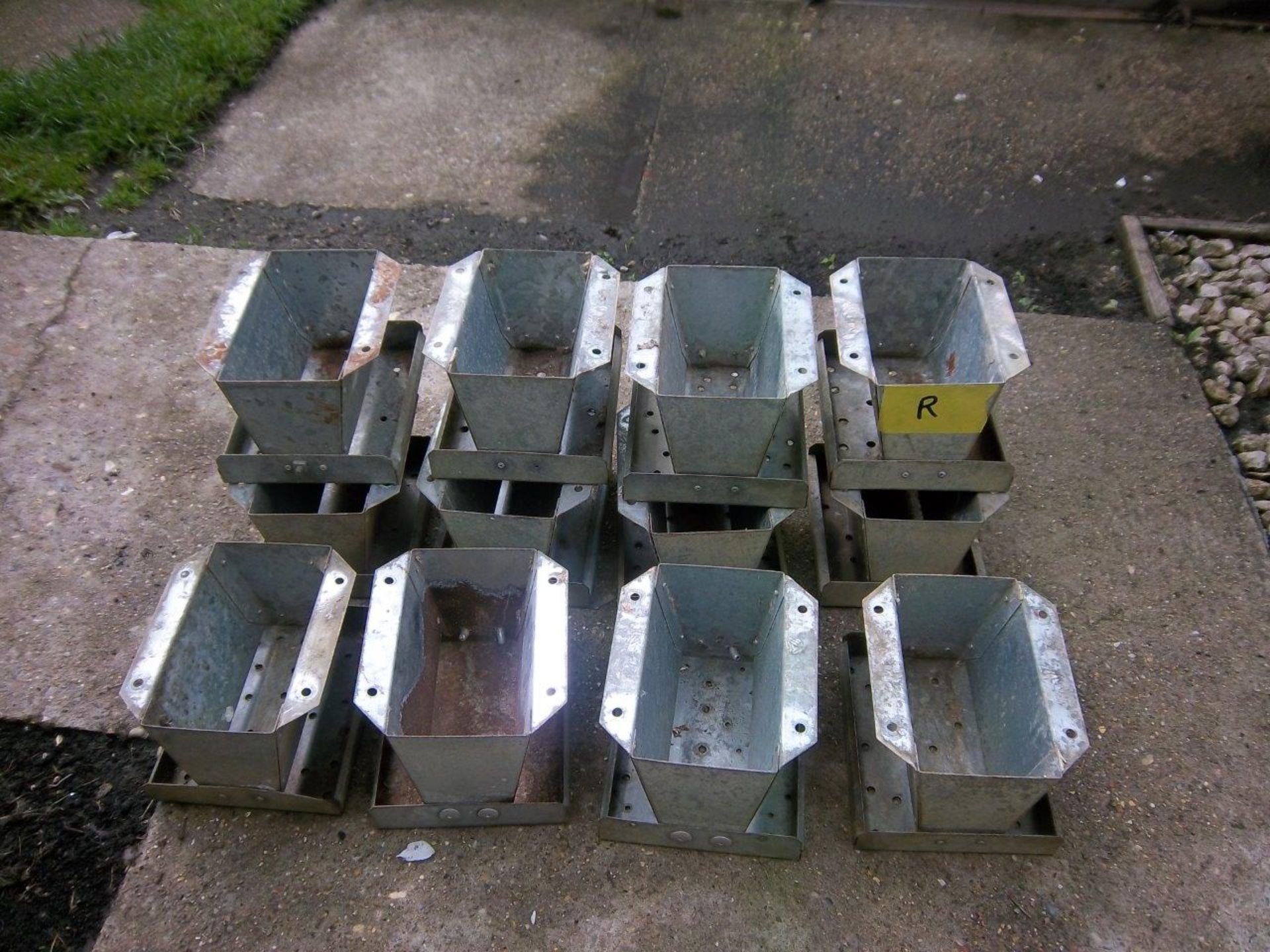 12 x Pheasant Feeder Pans (Used). Stored near Beccles, Suffolk. No VAT on this lot.