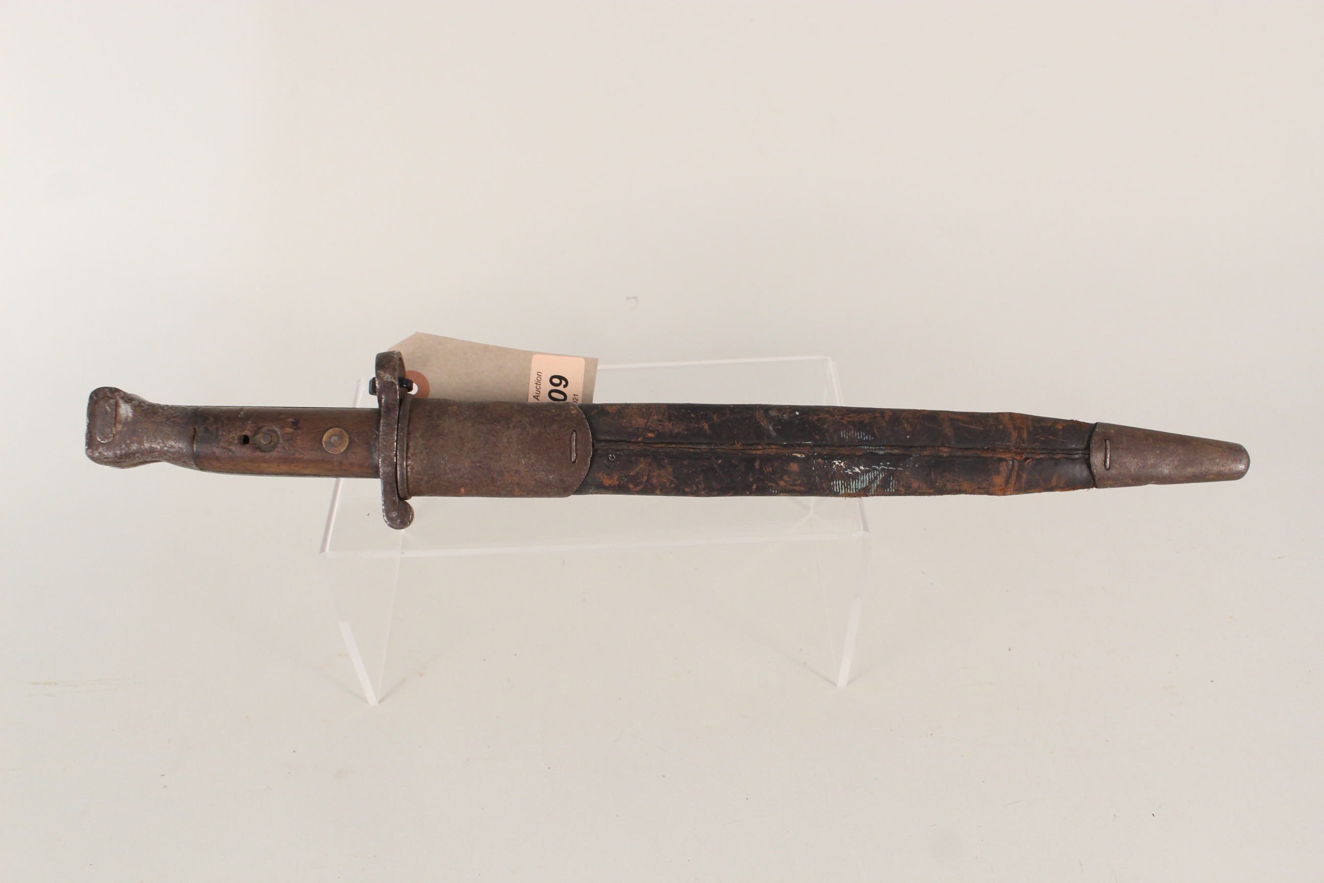 A British 1888 model bayonet (Mk I 2nd type) by Mole with scabbard (in overall worn condition) - Image 3 of 4