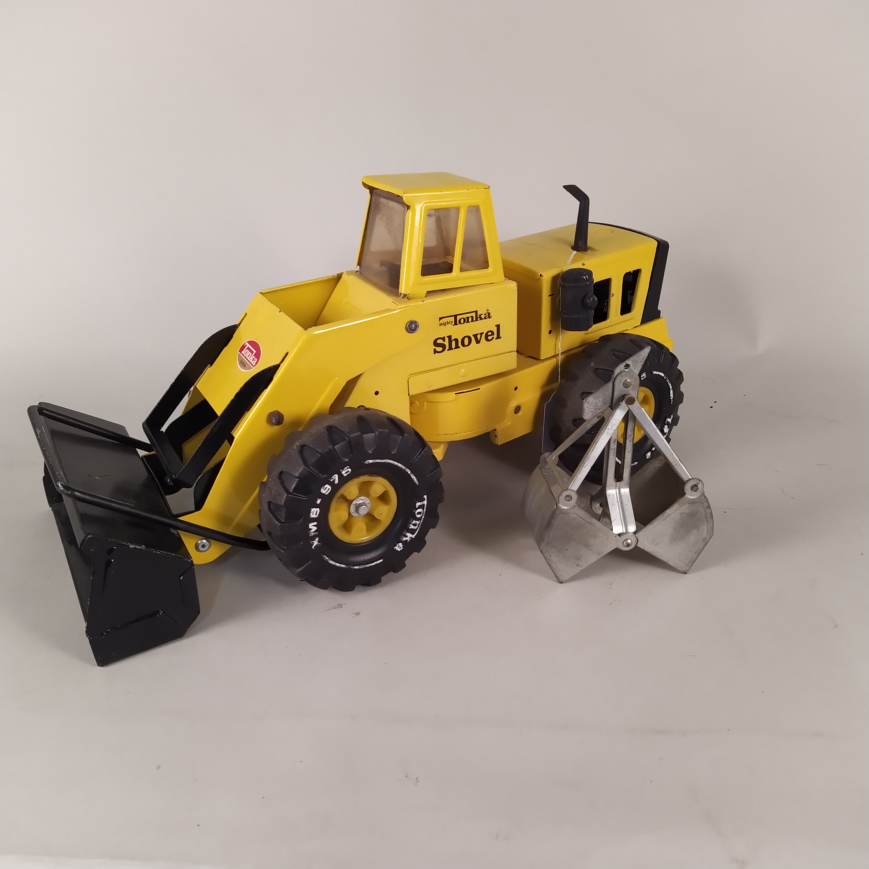 A large Tonka crane plus a shovel vehicle (playworn) - Image 3 of 3