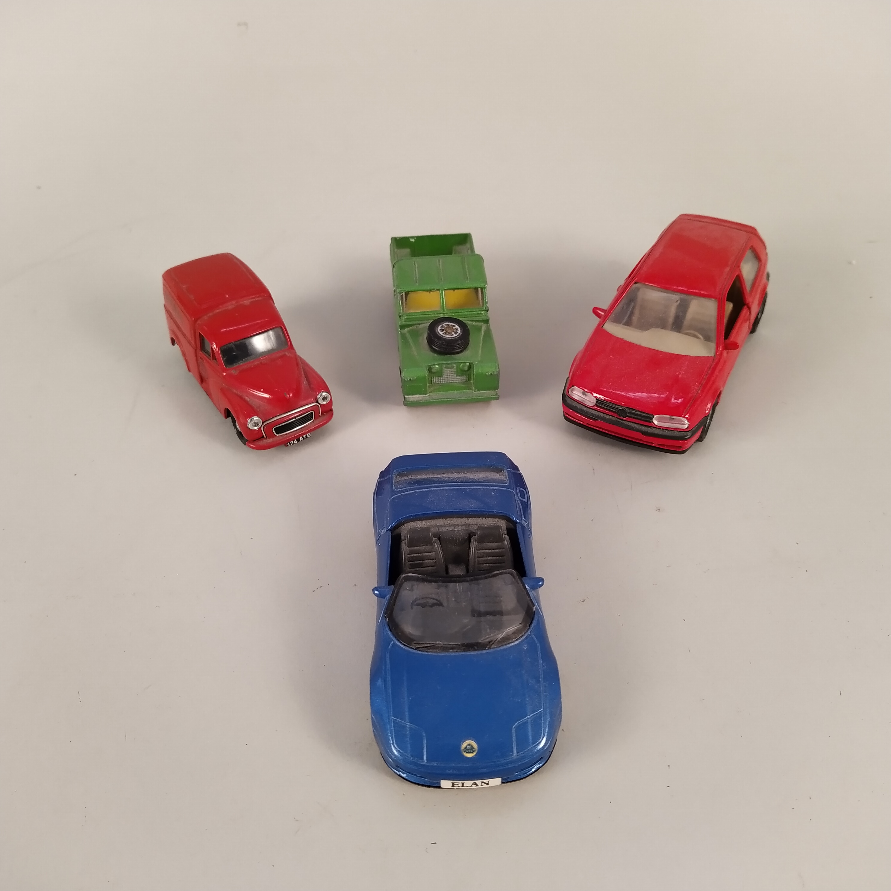 A selection of vintage racing cars and vehicles including a Timpo Toys mechanical, Dinky Studebaker, - Image 3 of 3
