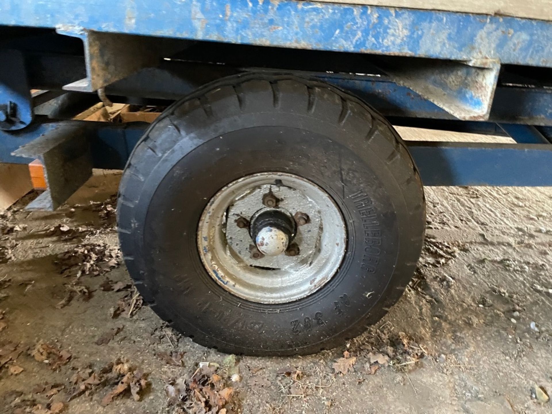 Wooden Tipping Trailer, 3m x 2m approx.. c/w spare wheel and tyre and lightboard. - Image 3 of 5