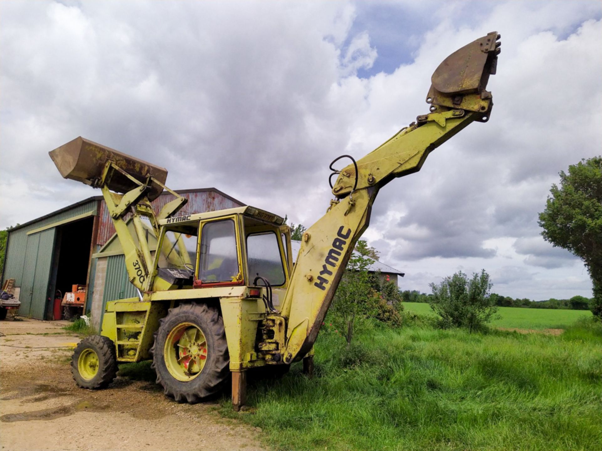 Hymac Digger, engine: 3296CC Layland 272, registration number: JSG 378T, gross weight: 7750kg, - Image 2 of 6