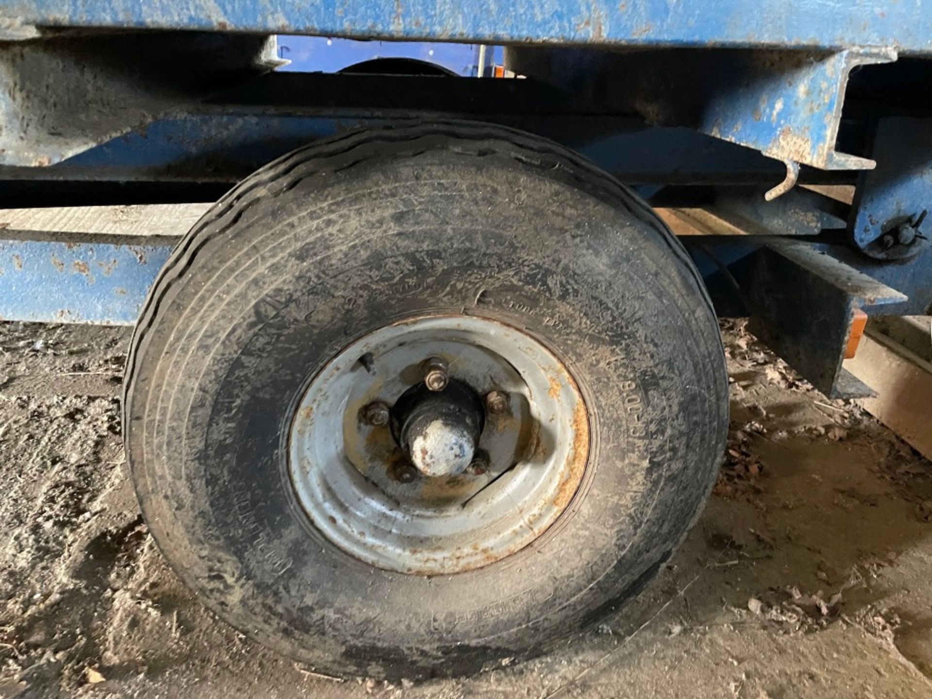 Wooden Tipping Trailer, 3m x 2m approx.. c/w spare wheel and tyre and lightboard. - Image 4 of 5