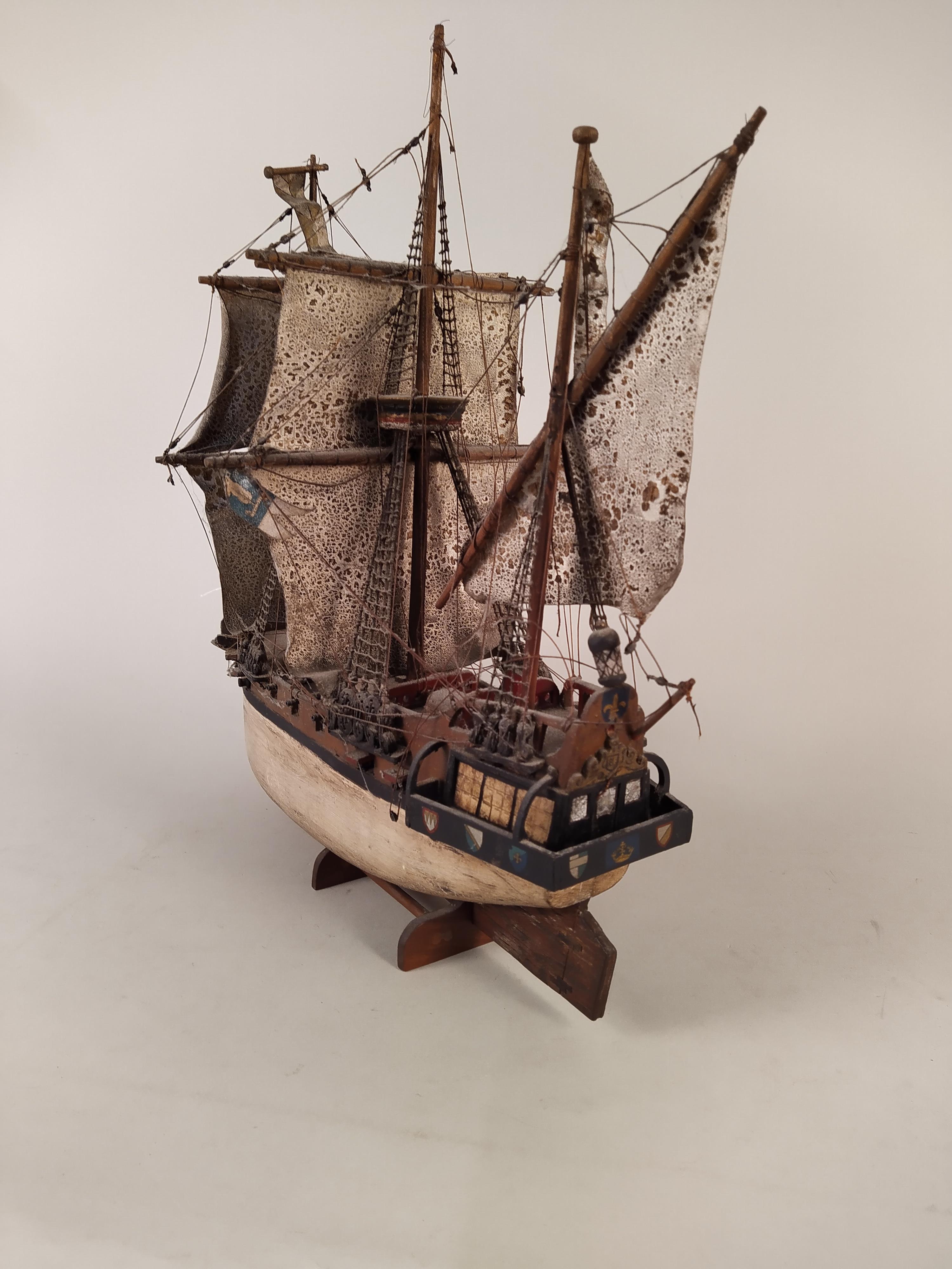 A model of a wooden hulled fully rigged Elizabethan galleon with painted sails - Image 3 of 3