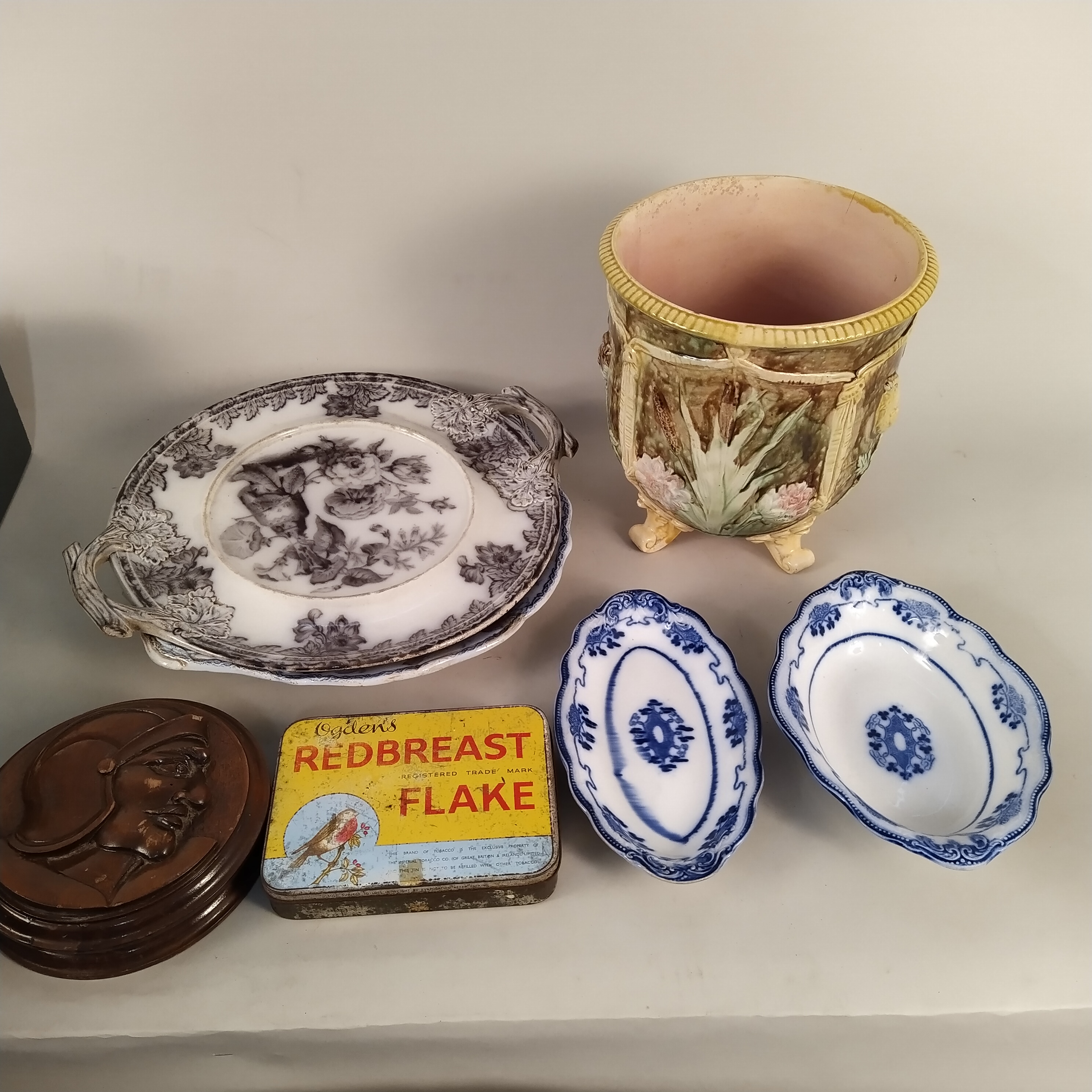 A box of mixed Victorian blue and white wares etc, - Image 2 of 3