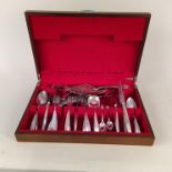 A cased Elkington silver plate cutlery set in presentation wooden box