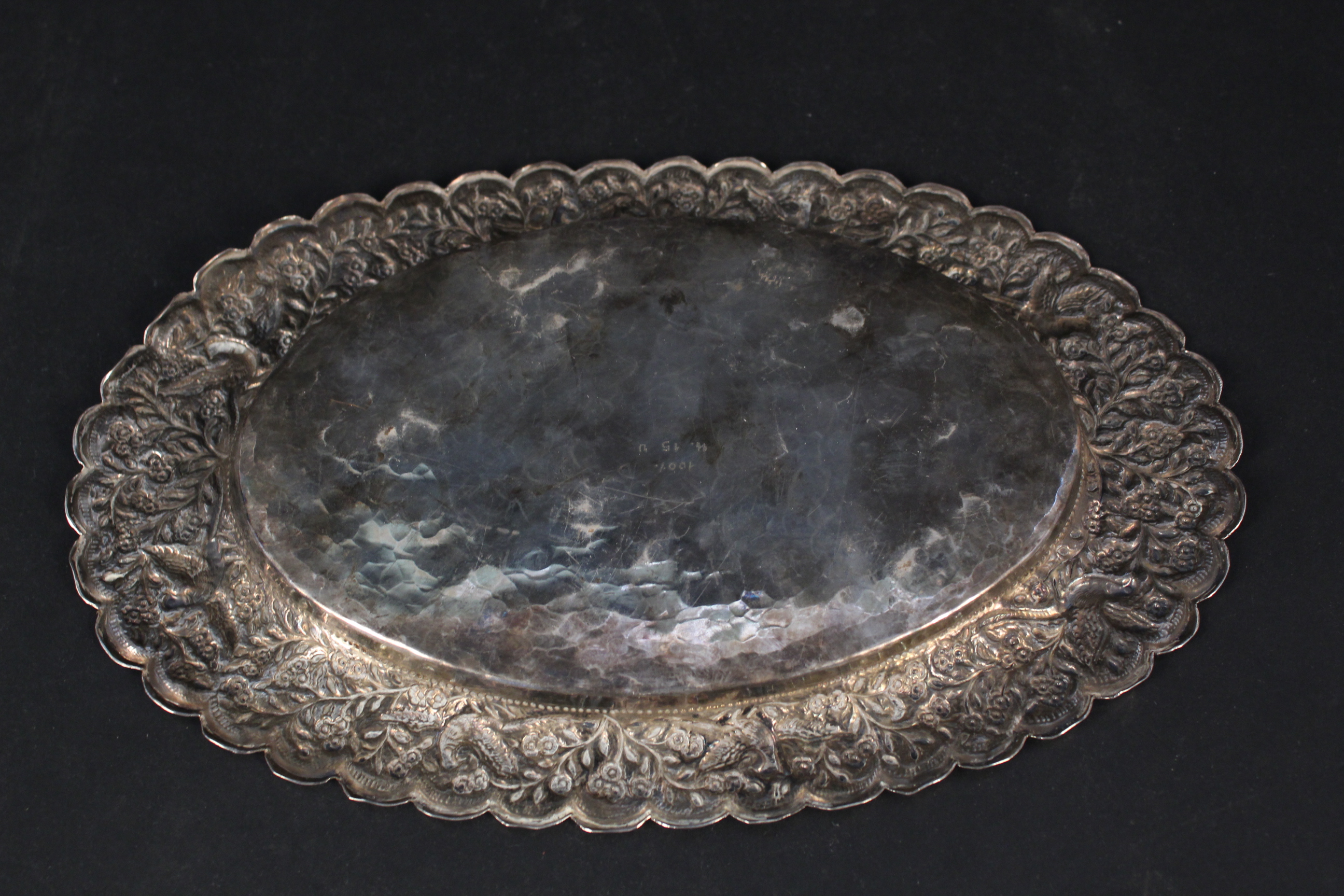 A white metal dish with ornately decorated bird and floral border - Image 3 of 3