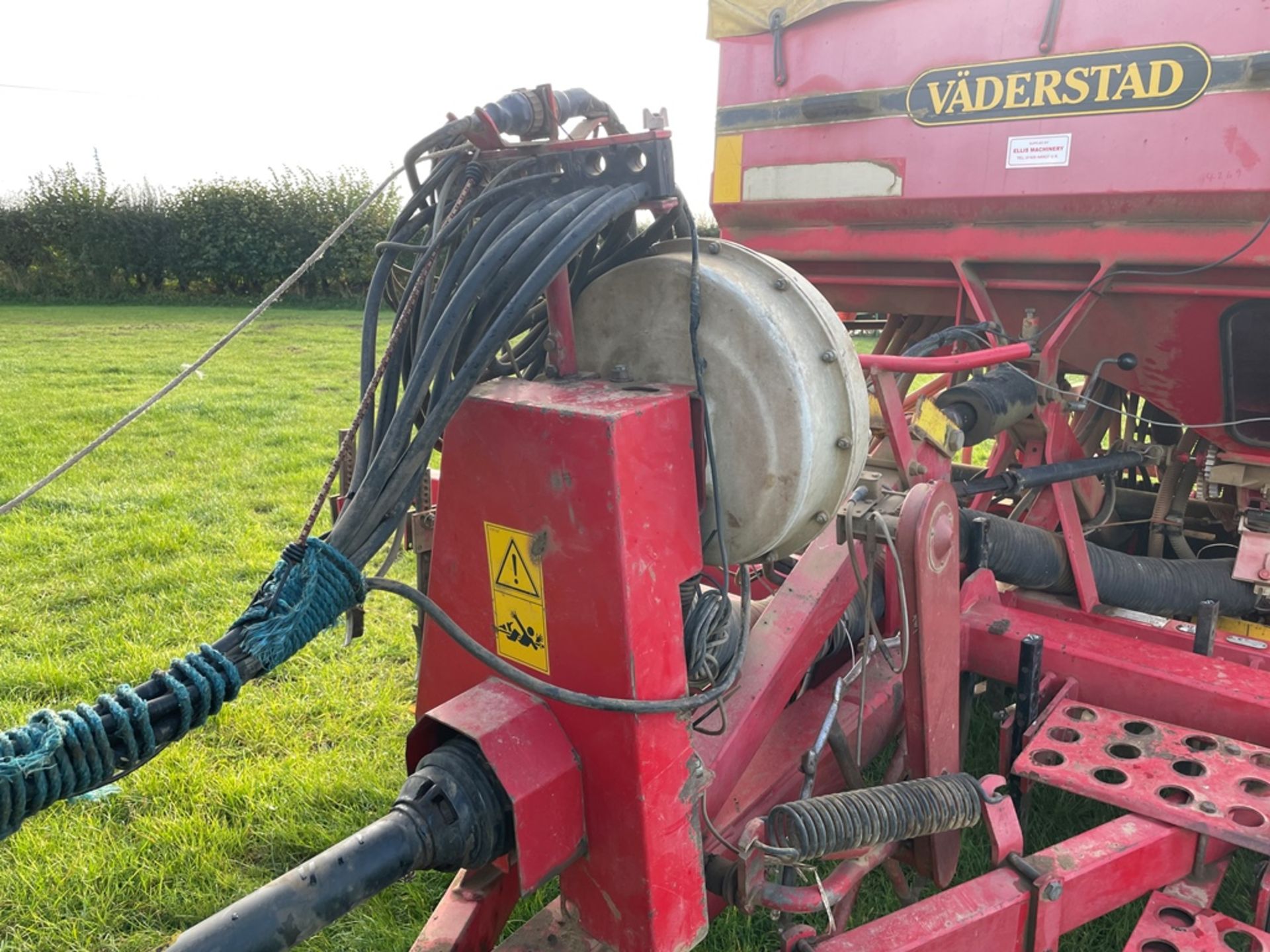 Vaderstad Rapid 400P (1995), No.1326, 4m rigid tine, had since 2013, camera not included. - Image 14 of 16